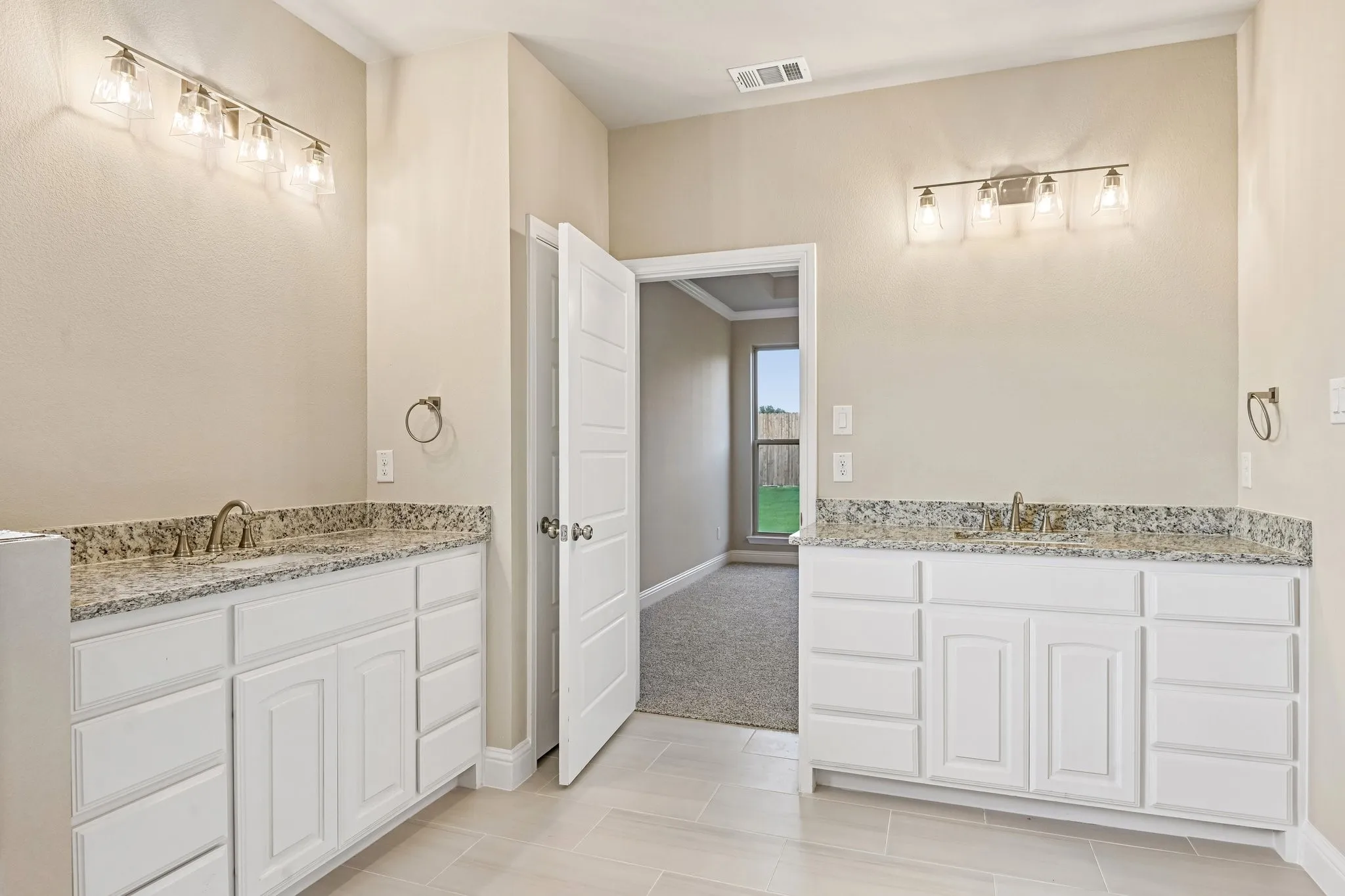 Single Family Residence For Sale in Johnson County , 701 Broken Bow Lane, Cleburne, Texas 76033, 3 Bedroom, 3 Bathroom, 2 Garage spaces, 2,208 Sqft, built in 2026, mls#21198239, Real Estate Agent in Cleburne, Homes For Sale in Johnson county, Homes For Sale in Cleburne, Realtor in Cleburne Texas, Real Estate Brokerage Independent Realty Texas, Luminita Cordes Realtor