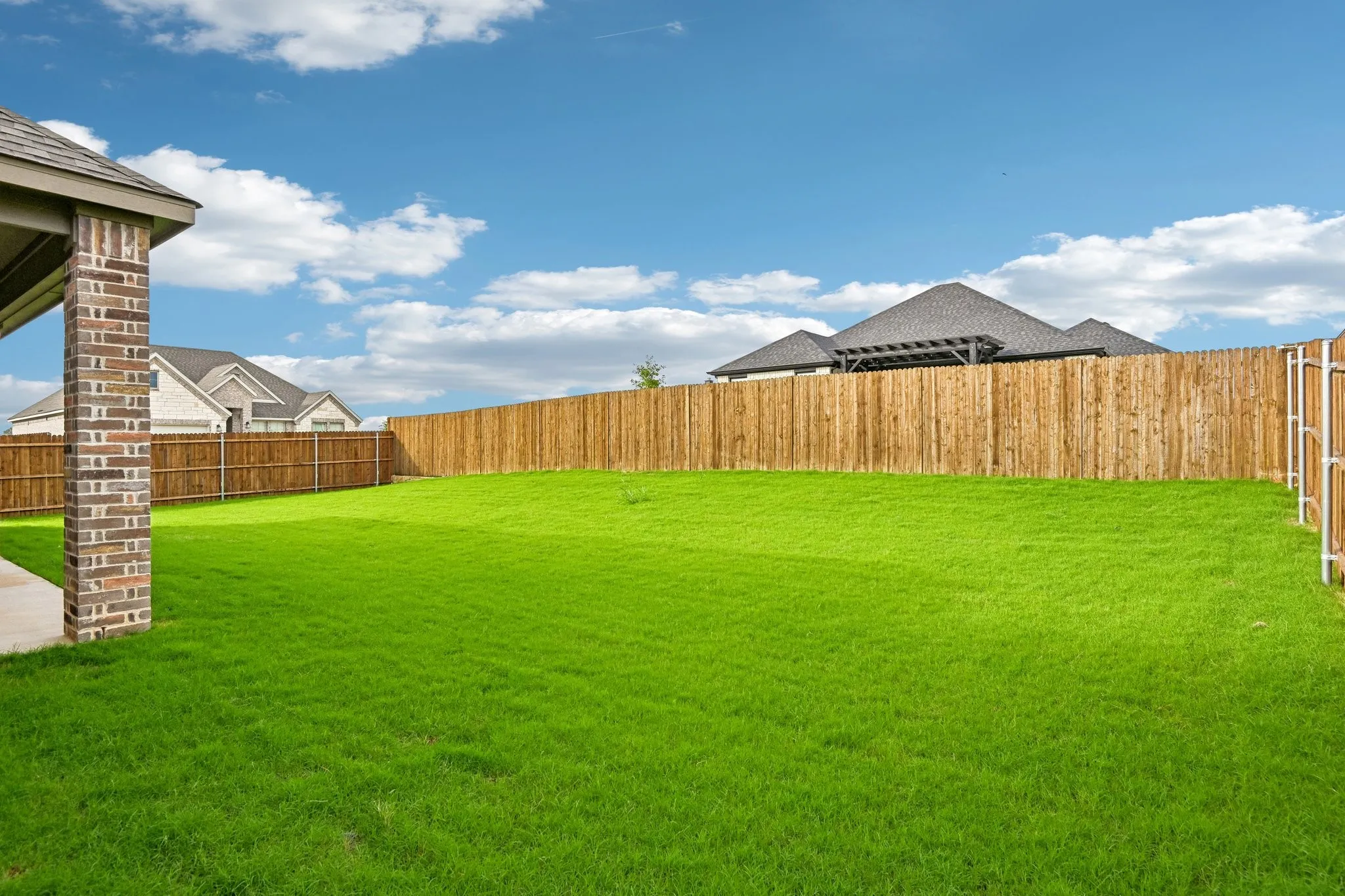 Single Family Residence For Sale in Johnson County , 701 Broken Bow Lane, Cleburne, Texas 76033, 3 Bedroom, 3 Bathroom, 2 Garage spaces, 2,208 Sqft, built in 2026, mls#21198239, Real Estate Agent in Cleburne, Homes For Sale in Johnson county, Homes For Sale in Cleburne, Realtor in Cleburne Texas, Real Estate Brokerage Independent Realty Texas, Luminita Cordes Realtor