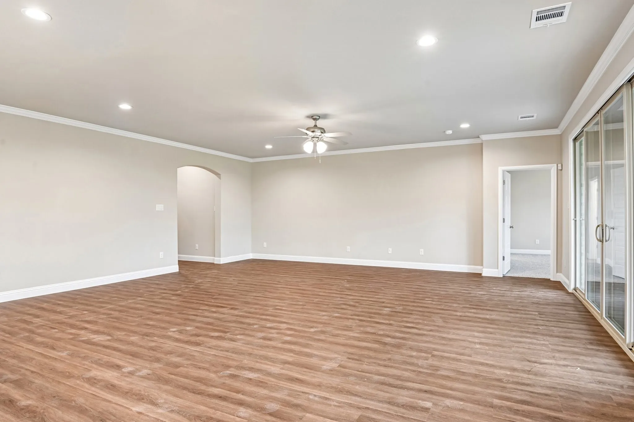 Single Family Residence For Sale in Johnson County , 701 Broken Bow Lane, Cleburne, Texas 76033, 3 Bedroom, 3 Bathroom, 2 Garage spaces, 2,208 Sqft, built in 2026, mls#21198239, Real Estate Agent in Cleburne, Homes For Sale in Johnson county, Homes For Sale in Cleburne, Realtor in Cleburne Texas, Real Estate Brokerage Independent Realty Texas, Luminita Cordes Realtor
