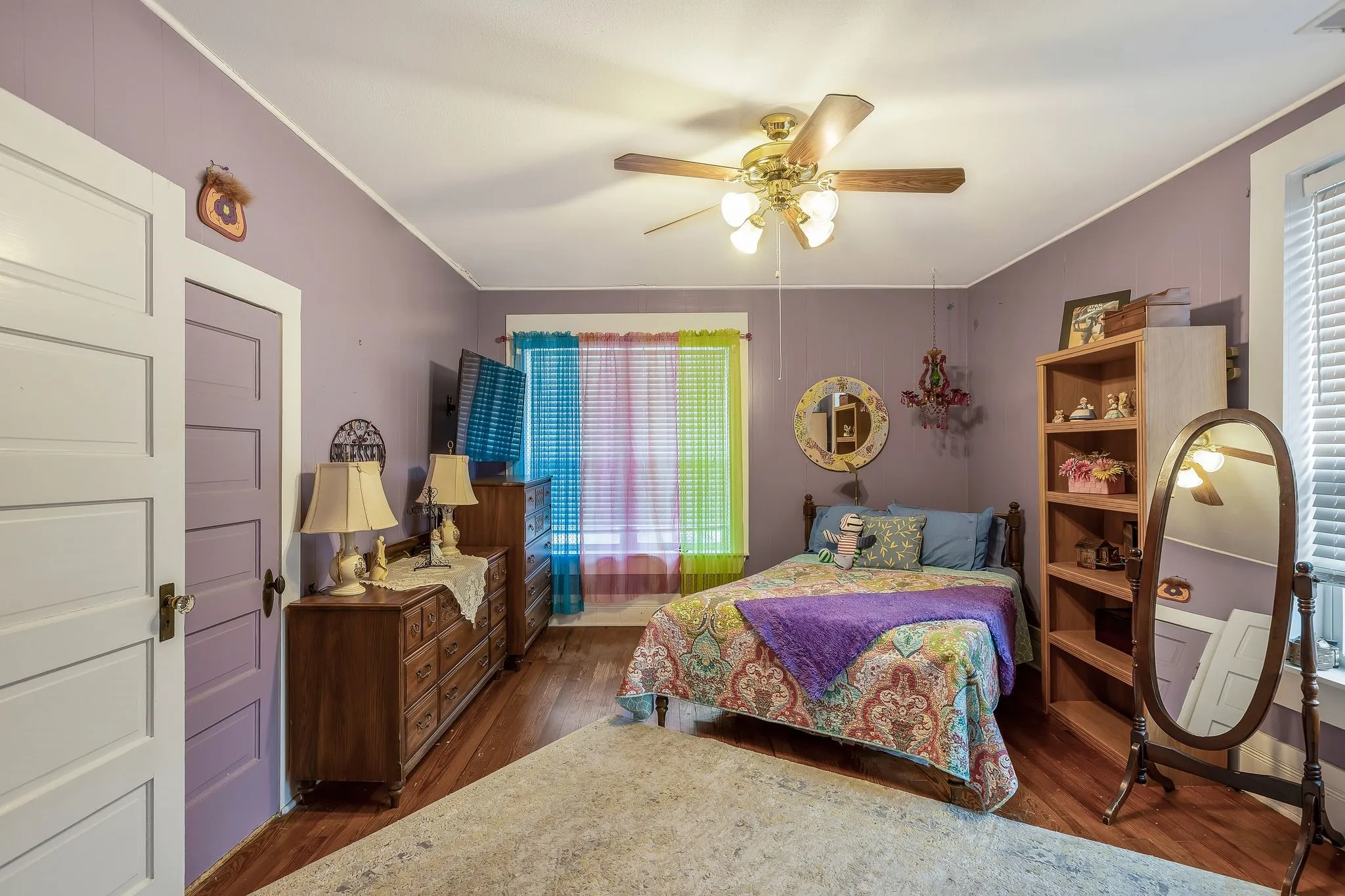 Single Family Residence For Sale in Rockwall County , 917 Wood Street, Royse City, Texas 75189, 4 Bedroom, 2 Bathroom, Garage spaces, 2,916 Sqft, built in 1905, mls#21198291, Real Estate Agent in Royse City, Homes For Sale in Rockwall county, Homes For Sale in Royse City, Realtor in Royse City Texas, Real Estate Brokerage Independent Realty Texas, Luminita Cordes Realtor
