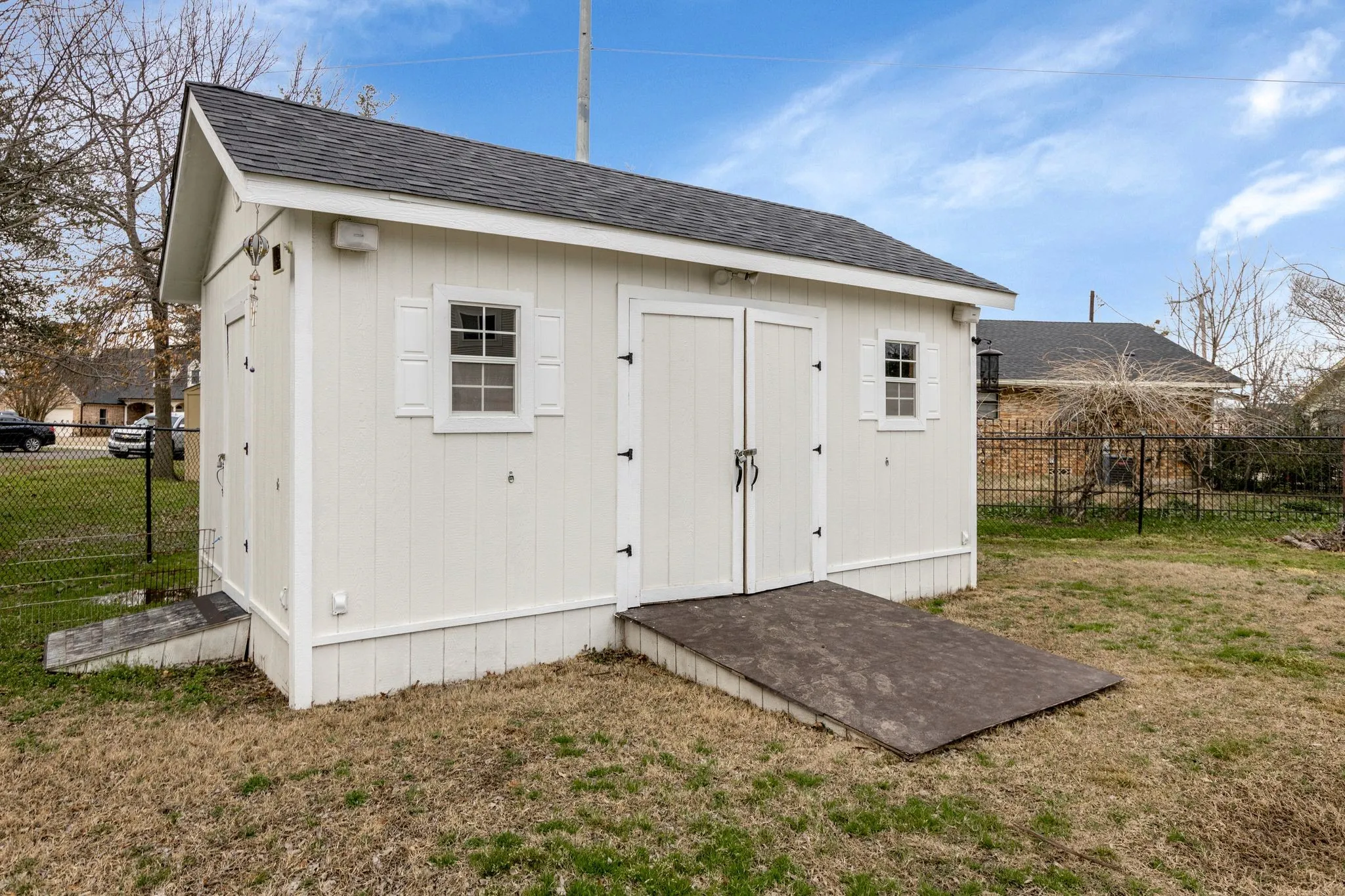 Single Family Residence For Sale in Rockwall County , 917 Wood Street, Royse City, Texas 75189, 4 Bedroom, 2 Bathroom, Garage spaces, 2,916 Sqft, built in 1905, mls#21198291, Real Estate Agent in Royse City, Homes For Sale in Rockwall county, Homes For Sale in Royse City, Realtor in Royse City Texas, Real Estate Brokerage Independent Realty Texas, Luminita Cordes Realtor