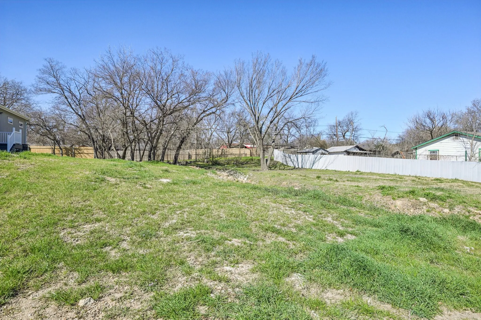 Unimproved Land For Sale in Tarrant County , 2016 Belzise Terrace, Fort Worth, Texas 76104, 0, 0, Garage spaces, 0 Sqft, built in 0, mls#21187896, Real Estate Agent in Fort Worth, Homes For Sale in Tarrant county, Homes For Sale in Fort Worth, Realtor in Fort Worth Texas, Real Estate Brokerage Independent Realty Texas, Luminita Cordes Realtor