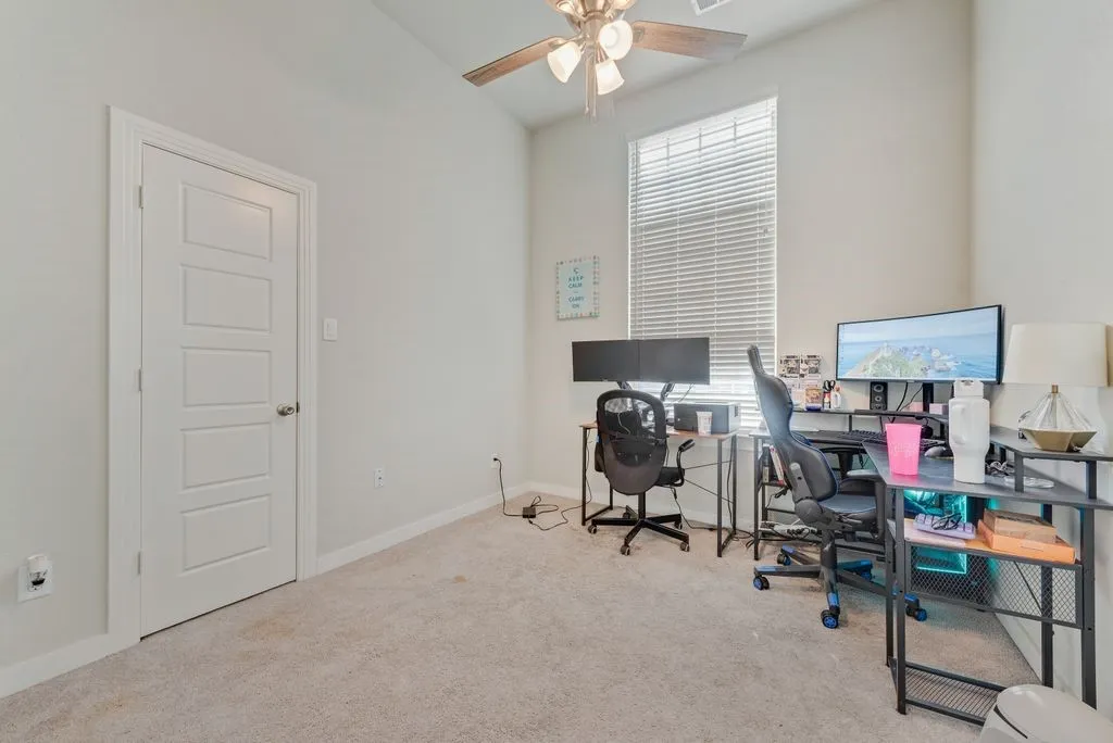 Single Family Residence For Sale in Denton County , 1308 E Swan Trail, Argyle, Texas 76226, 3 Bedroom, 2 Bathroom, 2 Garage spaces, 1,744 Sqft, built in 2019, mls#21195005, Real Estate Agent in Argyle, Homes For Sale in Denton county, Homes For Sale in Argyle, Realtor in Argyle Texas, Real Estate Brokerage Independent Realty Texas, Luminita Cordes Realtor