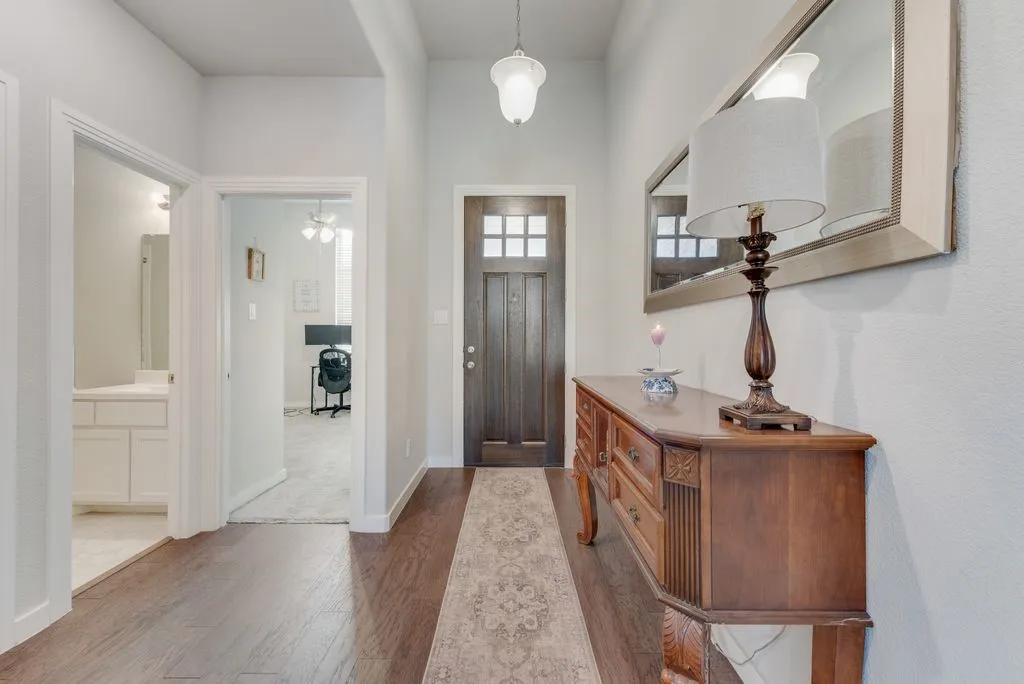 Single Family Residence For Sale in Denton County , 1308 E Swan Trail, Argyle, Texas 76226, 3 Bedroom, 2 Bathroom, 2 Garage spaces, 1,744 Sqft, built in 2019, mls#21195005, Real Estate Agent in Argyle, Homes For Sale in Denton county, Homes For Sale in Argyle, Realtor in Argyle Texas, Real Estate Brokerage Independent Realty Texas, Luminita Cordes Realtor