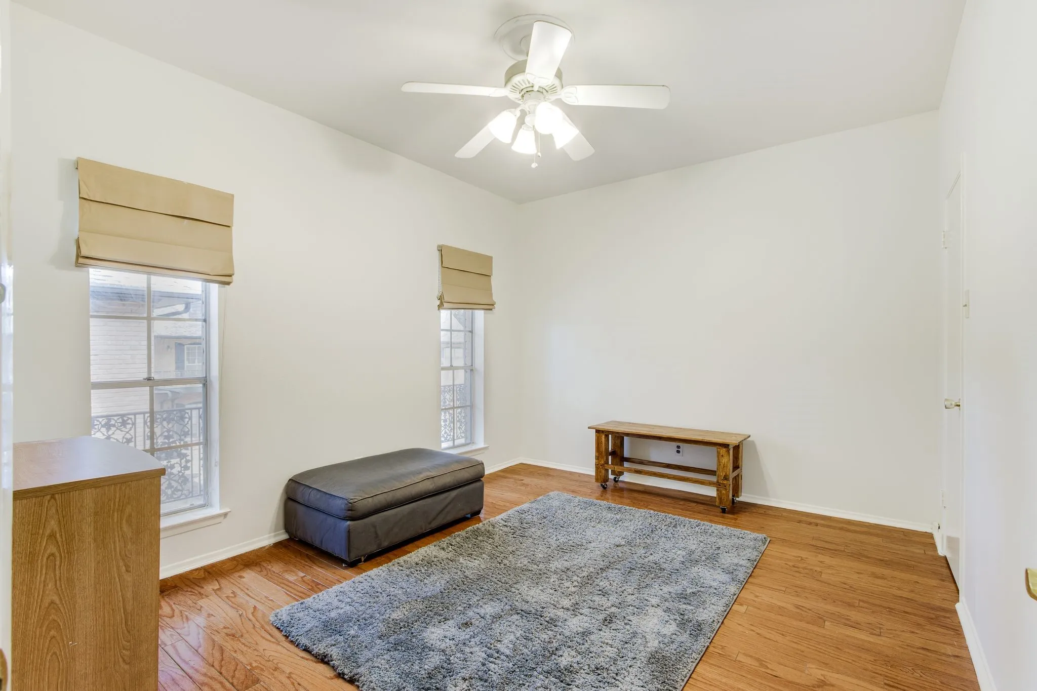 Another large bedroom with walk in closet