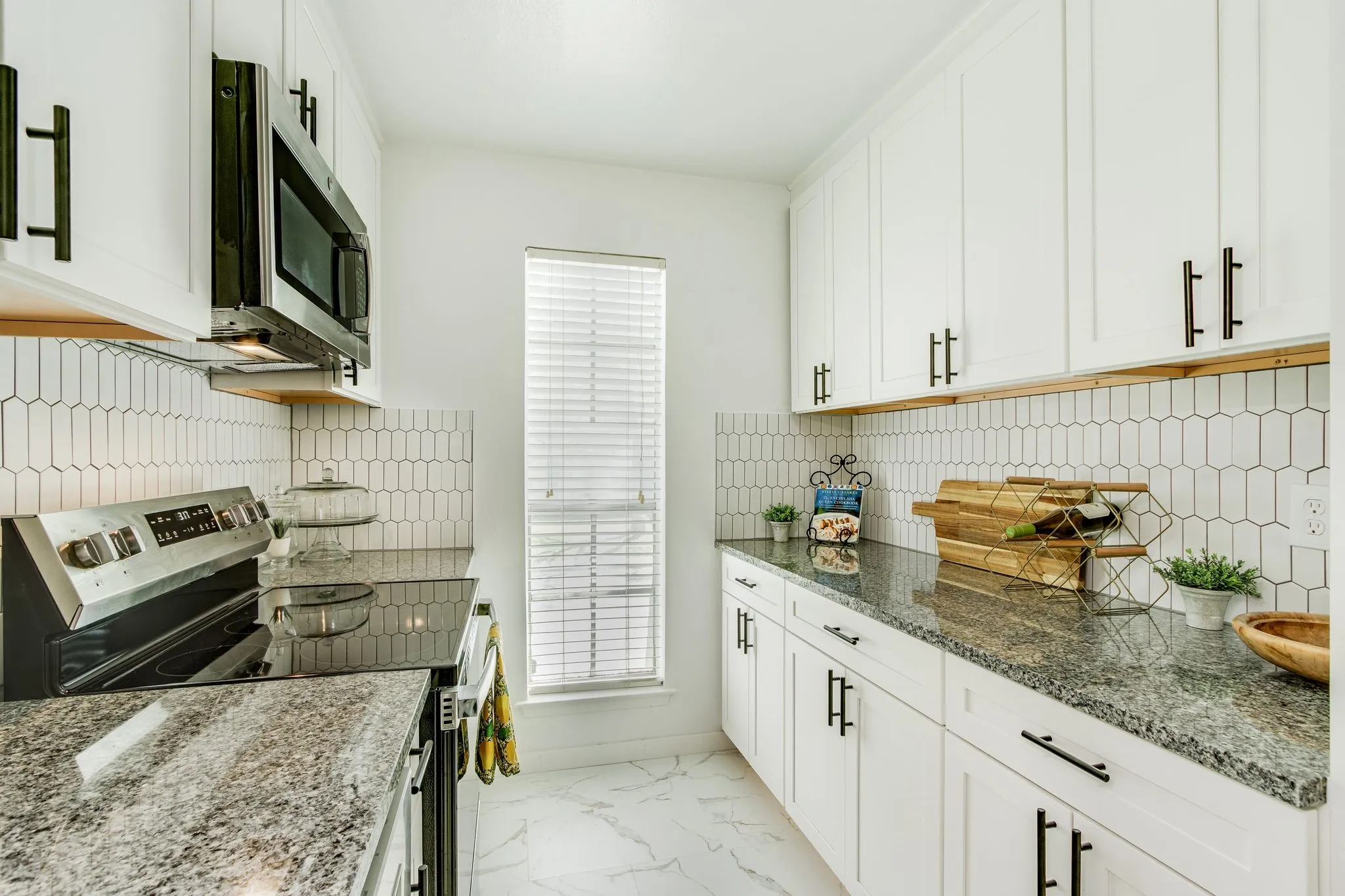 Plenty of counter space!