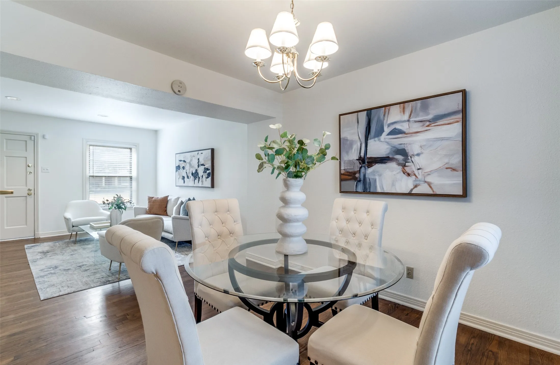 Condominium For Sale in Dallas County , 6486 Bordeaux Avenue, Dallas, Texas 75209, 2 Bedrooms, 2 Bathrooms, Garage spaces, 1,067 Sqft, built in 1951, Preowned, Price $297,500, mls#21170849, Real Estate Agent in Dallas, Homes For Sale in Dallas county, Homes For Sale in Dallas, Realtor in Dallas Texas, Real Estate Brokerage Independent Realty Texas, Luminita Cordes Realtor