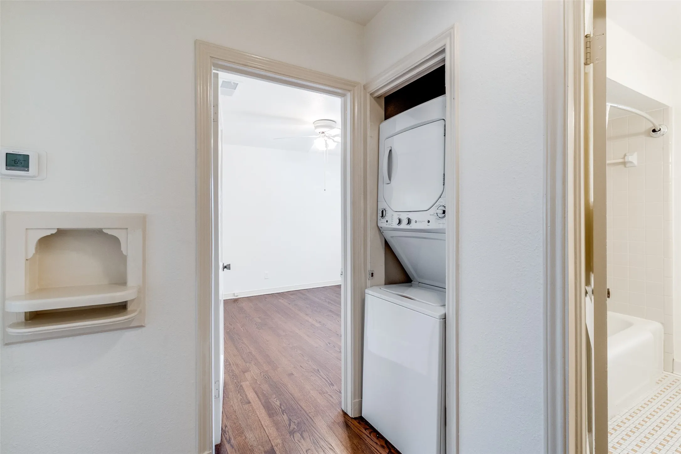 Condominium For Sale in Dallas County , 6486 Bordeaux Avenue, Dallas, Texas 75209, 2 Bedrooms, 2 Bathrooms, Garage spaces, 1,067 Sqft, built in 1951, Preowned, Price $297,500, mls#21170849, Real Estate Agent in Dallas, Homes For Sale in Dallas county, Homes For Sale in Dallas, Realtor in Dallas Texas, Real Estate Brokerage Independent Realty Texas, Luminita Cordes Realtor