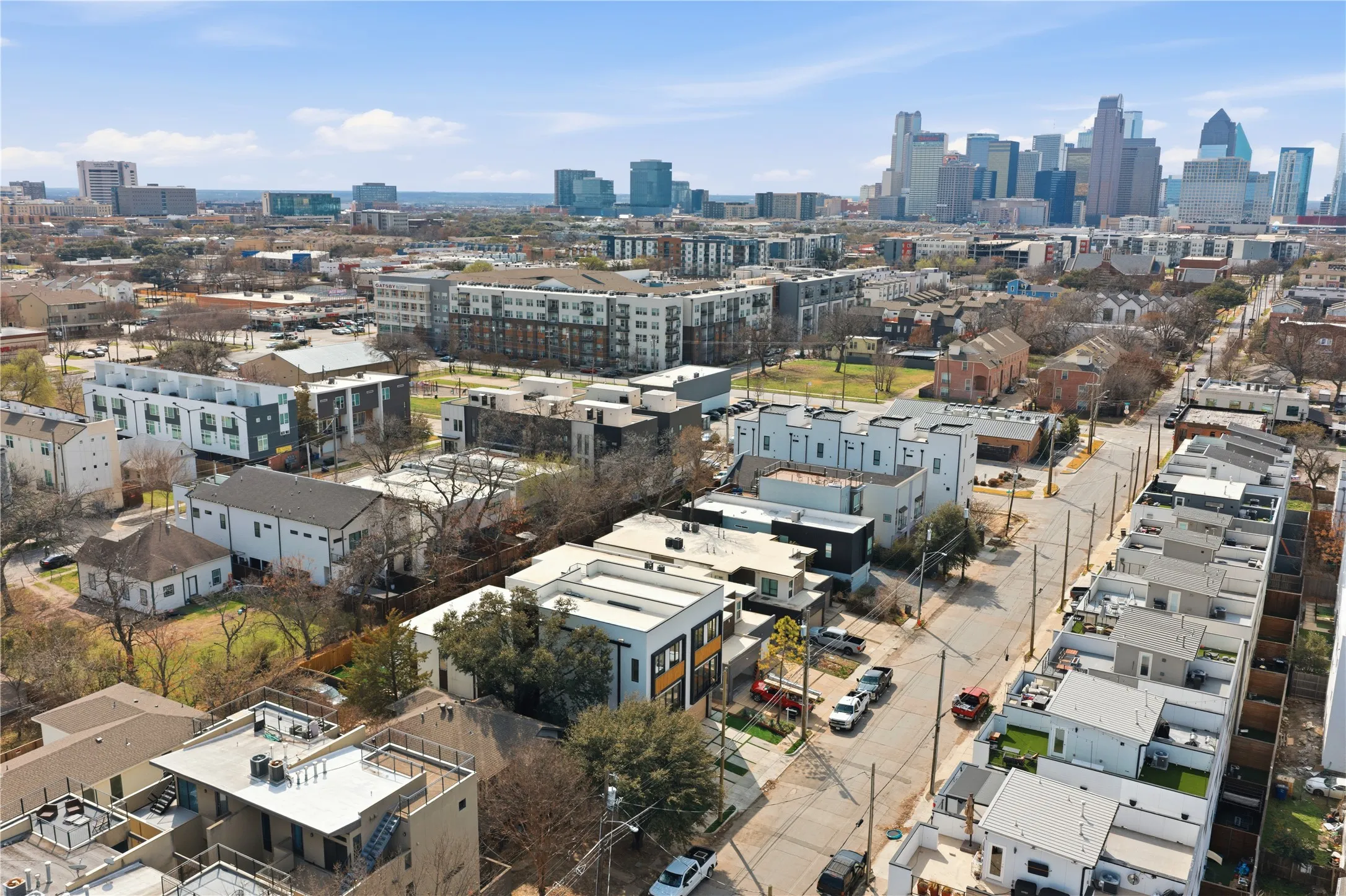 Single Family Residence For Sale in Dallas County , 4220 MUNGER Avenue, Dallas, Texas 75204, 3 Bedrooms, 4 Bathrooms, 2 Garage spaces, 3,170 Sqft, built in 2026, Price $1,190,000, mls#21198365, Real Estate Agent in Dallas, Homes For Sale in Dallas county, Homes For Sale in Dallas, Realtor in Dallas Texas, Real Estate Brokerage Independent Realty Texas, Luminita Cordes Realtor