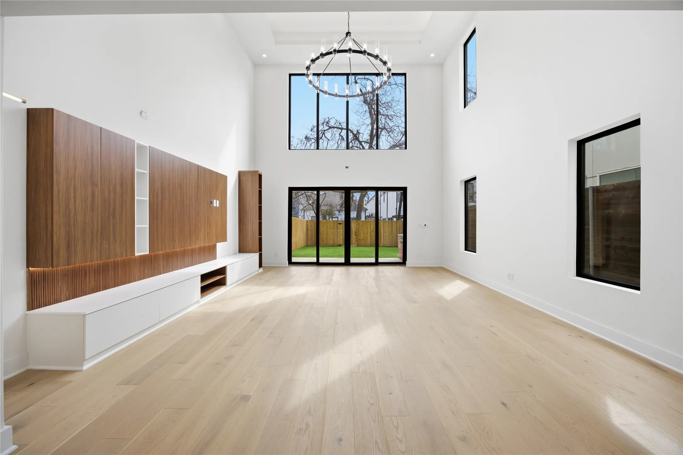 Single Family Residence For Sale in Dallas County , 4220 MUNGER Avenue, Dallas, Texas 75204, 3 Bedrooms, 4 Bathrooms, 2 Garage spaces, 3,170 Sqft, built in 2026, Price $1,190,000, mls#21198365, Real Estate Agent in Dallas, Homes For Sale in Dallas county, Homes For Sale in Dallas, Realtor in Dallas Texas, Real Estate Brokerage Independent Realty Texas, Luminita Cordes Realtor