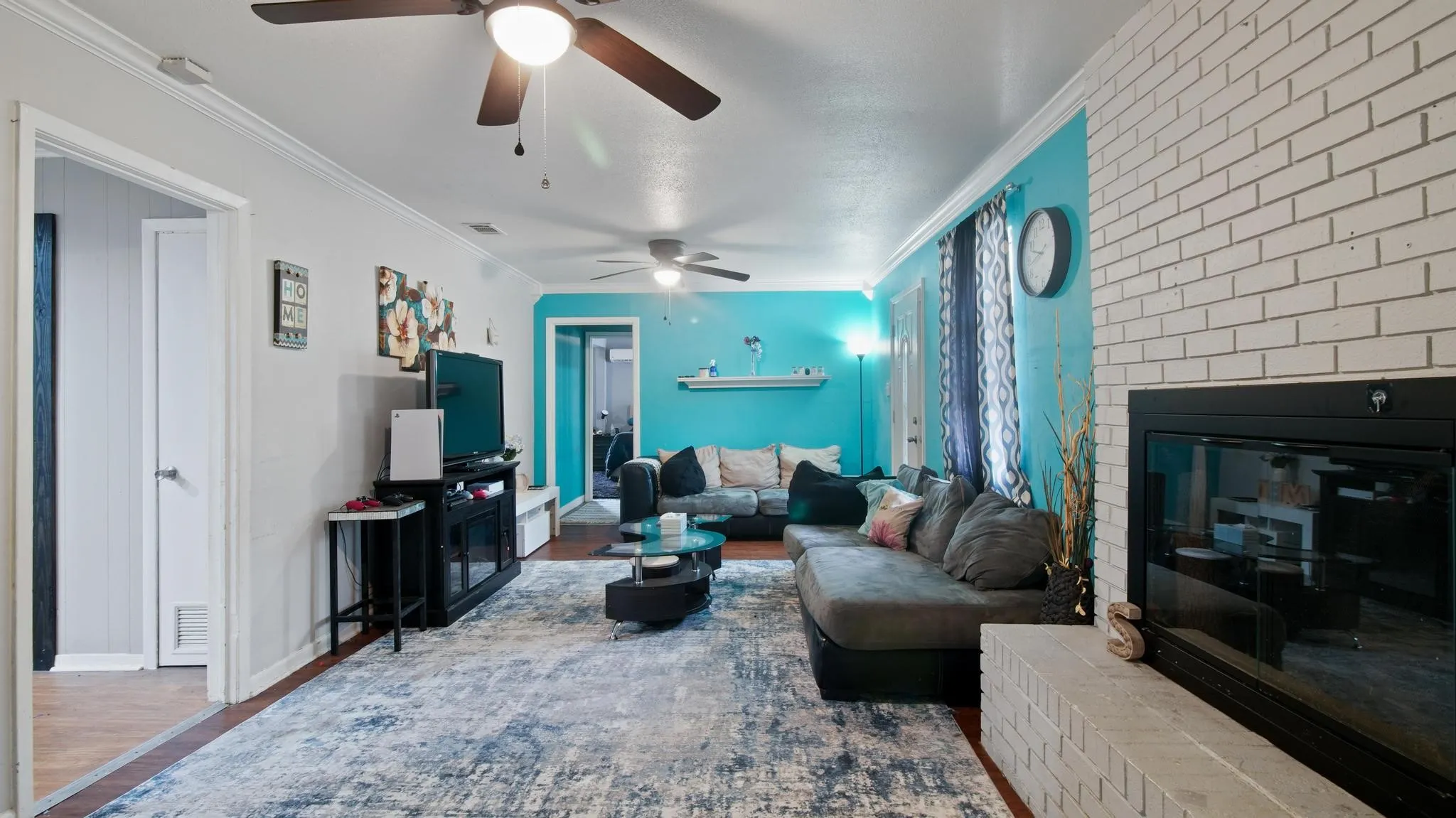 Single Family Residence For Sale in Henderson County , 700 Powderhorn Drive, Athens, Texas 75751, 3 Bedroom, 3 Bathroom, Garage spaces, 1,734 Sqft, built in 1962, Price $189,000, mls#21198903, Real Estate Agent in Athens, Homes For Sale in Henderson county, Homes For Sale in Athens, Realtor in Athens Texas, Real Estate Brokerage Independent Realty Texas, Luminita Cordes Realtor