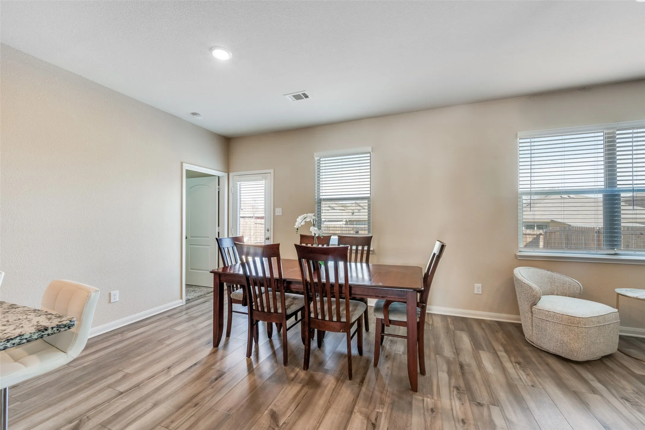 Single Family Residence For Sale in Tarrant County , 505 Lowery Oaks Trail, Fort Worth, Texas 76120, 3 Bedroom, 2 Bathroom, 2 Garage spaces, 1,330 Sqft, built in 2020, mls#21197265, Real Estate Agent in Fort Worth, Homes For Sale in Tarrant county, Homes For Sale in Fort Worth, Realtor in Fort Worth Texas, Real Estate Brokerage Independent Realty Texas, Luminita Cordes Realtor