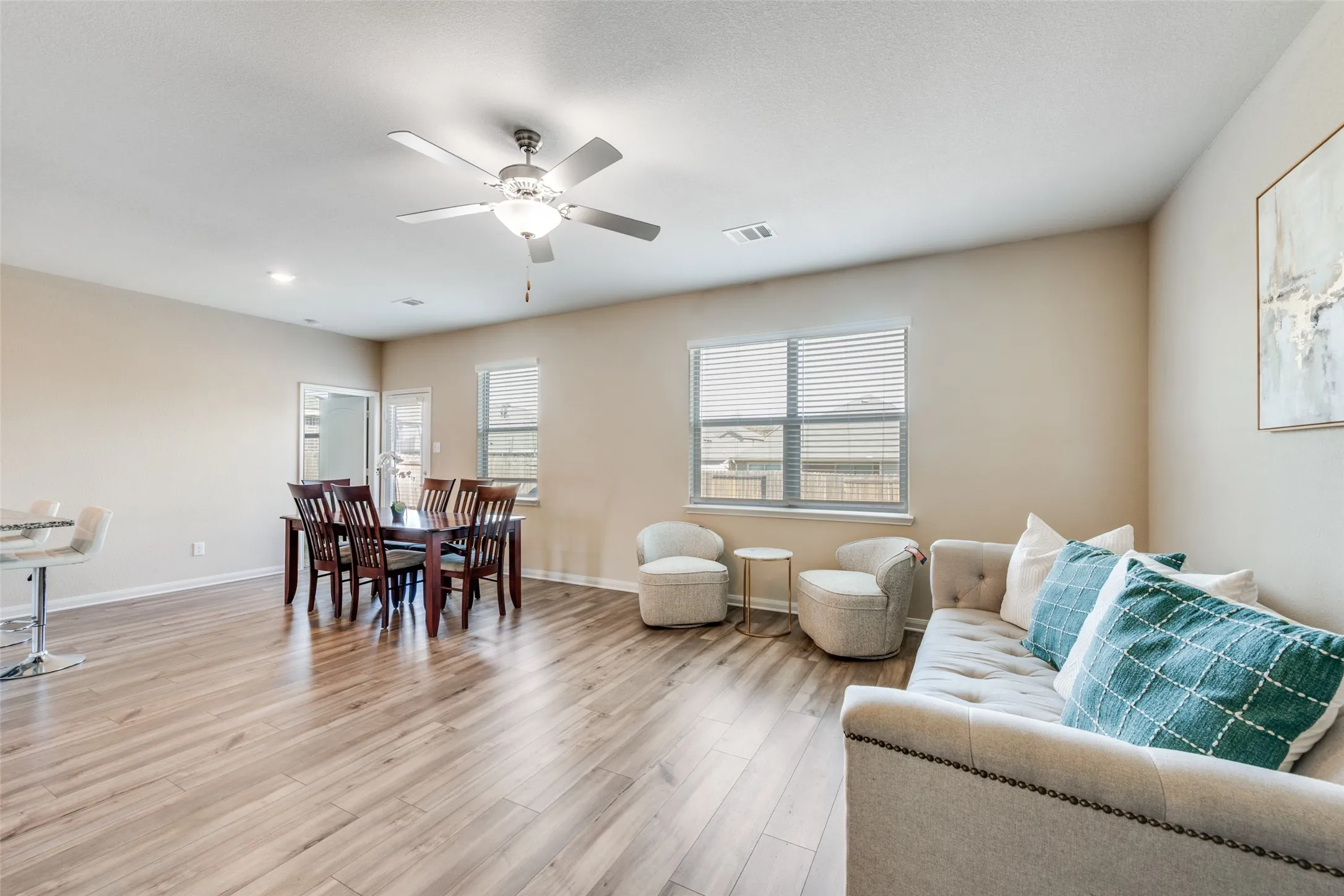 Single Family Residence For Sale in Tarrant County , 505 Lowery Oaks Trail, Fort Worth, Texas 76120, 3 Bedroom, 2 Bathroom, 2 Garage spaces, 1,330 Sqft, built in 2020, mls#21197265, Real Estate Agent in Fort Worth, Homes For Sale in Tarrant county, Homes For Sale in Fort Worth, Realtor in Fort Worth Texas, Real Estate Brokerage Independent Realty Texas, Luminita Cordes Realtor
