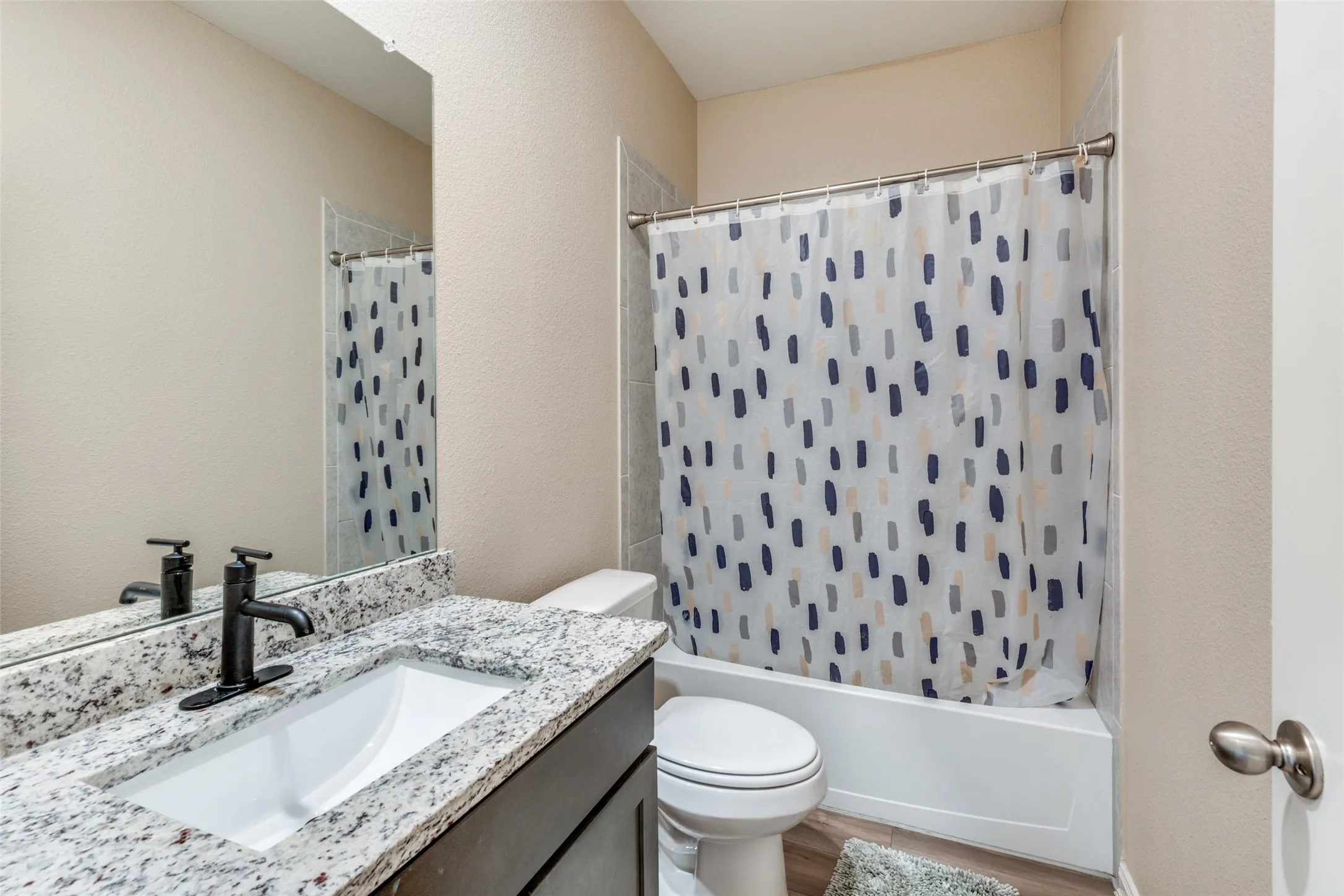 Single Family Residence For Sale in Tarrant County , 505 Lowery Oaks Trail, Fort Worth, Texas 76120, 3 Bedroom, 2 Bathroom, 2 Garage spaces, 1,330 Sqft, built in 2020, mls#21197265, Real Estate Agent in Fort Worth, Homes For Sale in Tarrant county, Homes For Sale in Fort Worth, Realtor in Fort Worth Texas, Real Estate Brokerage Independent Realty Texas, Luminita Cordes Realtor