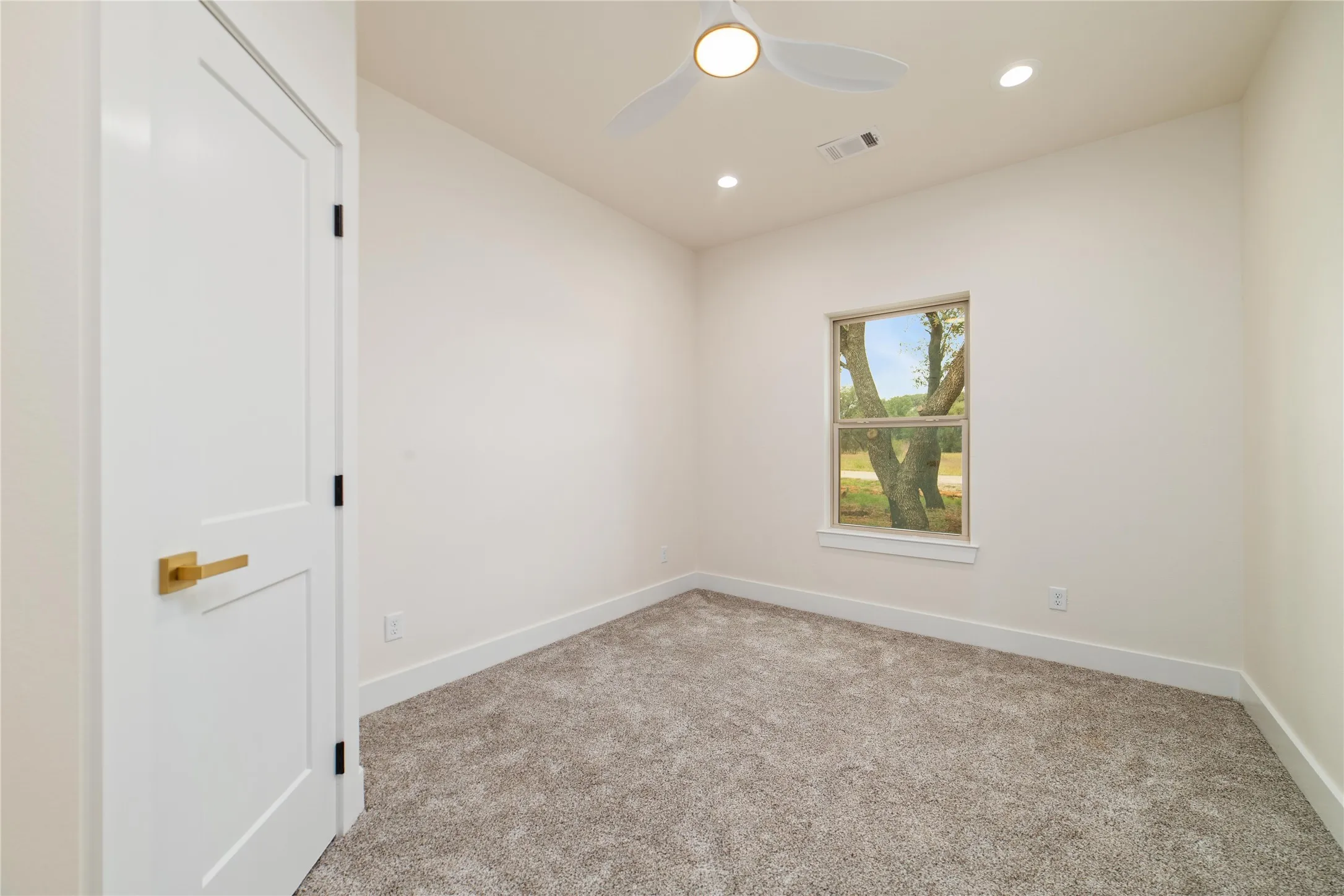 Single Family Residence For Sale in Brown County , 7528 Downhaul Way, Brownwood, Texas 76801, 4 Bedroom, 2 Bathroom, 2 Garage spaces, 1,887 Sqft, built in 2024, mls#21199046, Real Estate Agent in Brownwood, Homes For Sale in Brown county, Homes For Sale in Brownwood, Realtor in Brownwood Texas, Real Estate Brokerage Independent Realty Texas, Luminita Cordes Realtor