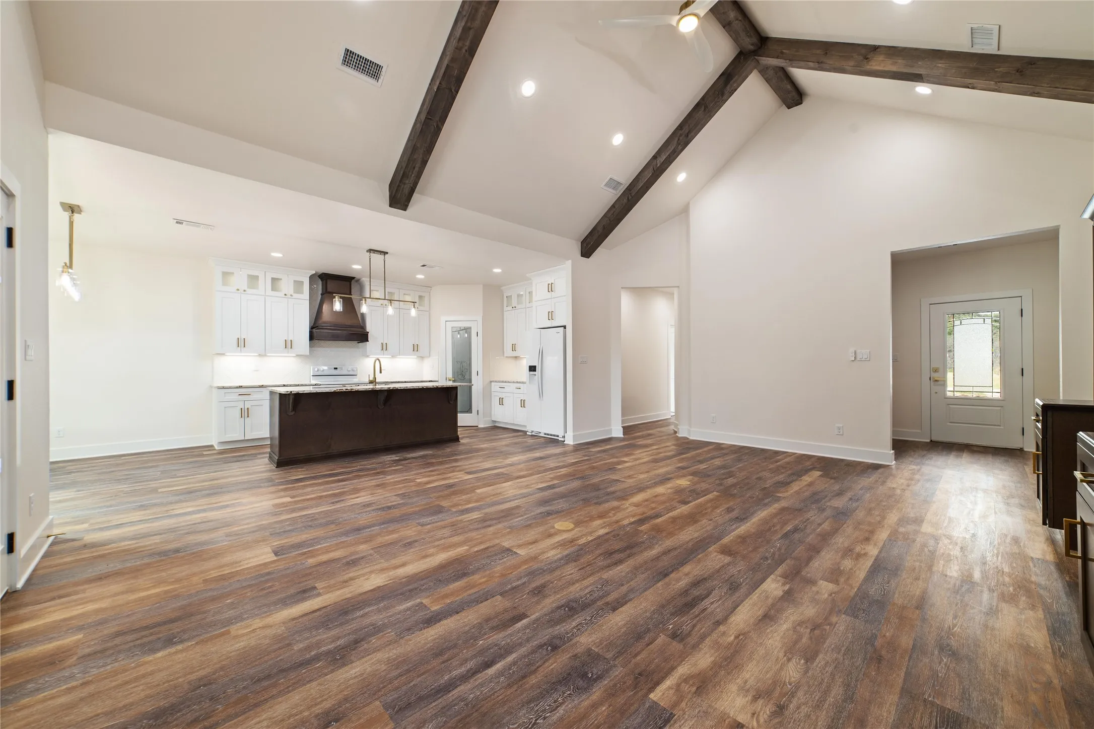 Single Family Residence For Sale in Brown County , 7528 Downhaul Way, Brownwood, Texas 76801, 4 Bedroom, 2 Bathroom, 2 Garage spaces, 1,887 Sqft, built in 2024, mls#21199046, Real Estate Agent in Brownwood, Homes For Sale in Brown county, Homes For Sale in Brownwood, Realtor in Brownwood Texas, Real Estate Brokerage Independent Realty Texas, Luminita Cordes Realtor