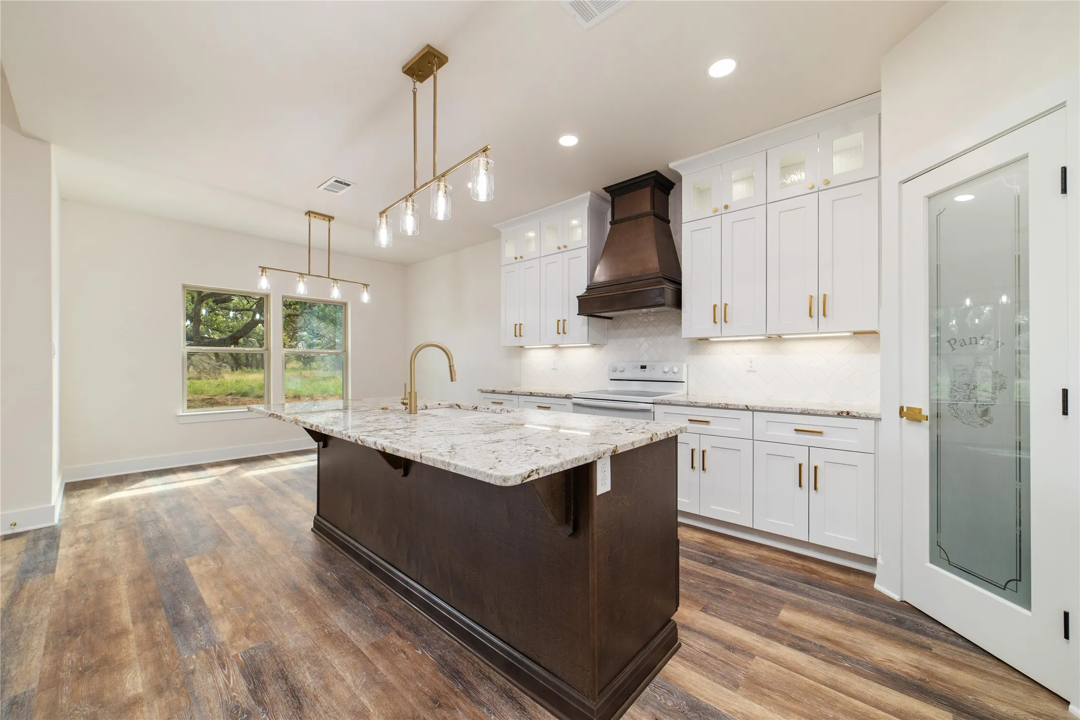Single Family Residence For Sale in Brown County , 7528 Downhaul Way, Brownwood, Texas 76801, 4 Bedroom, 2 Bathroom, 2 Garage spaces, 1,887 Sqft, built in 2024, mls#21199046, Real Estate Agent in Brownwood, Homes For Sale in Brown county, Homes For Sale in Brownwood, Realtor in Brownwood Texas, Real Estate Brokerage Independent Realty Texas, Luminita Cordes Realtor