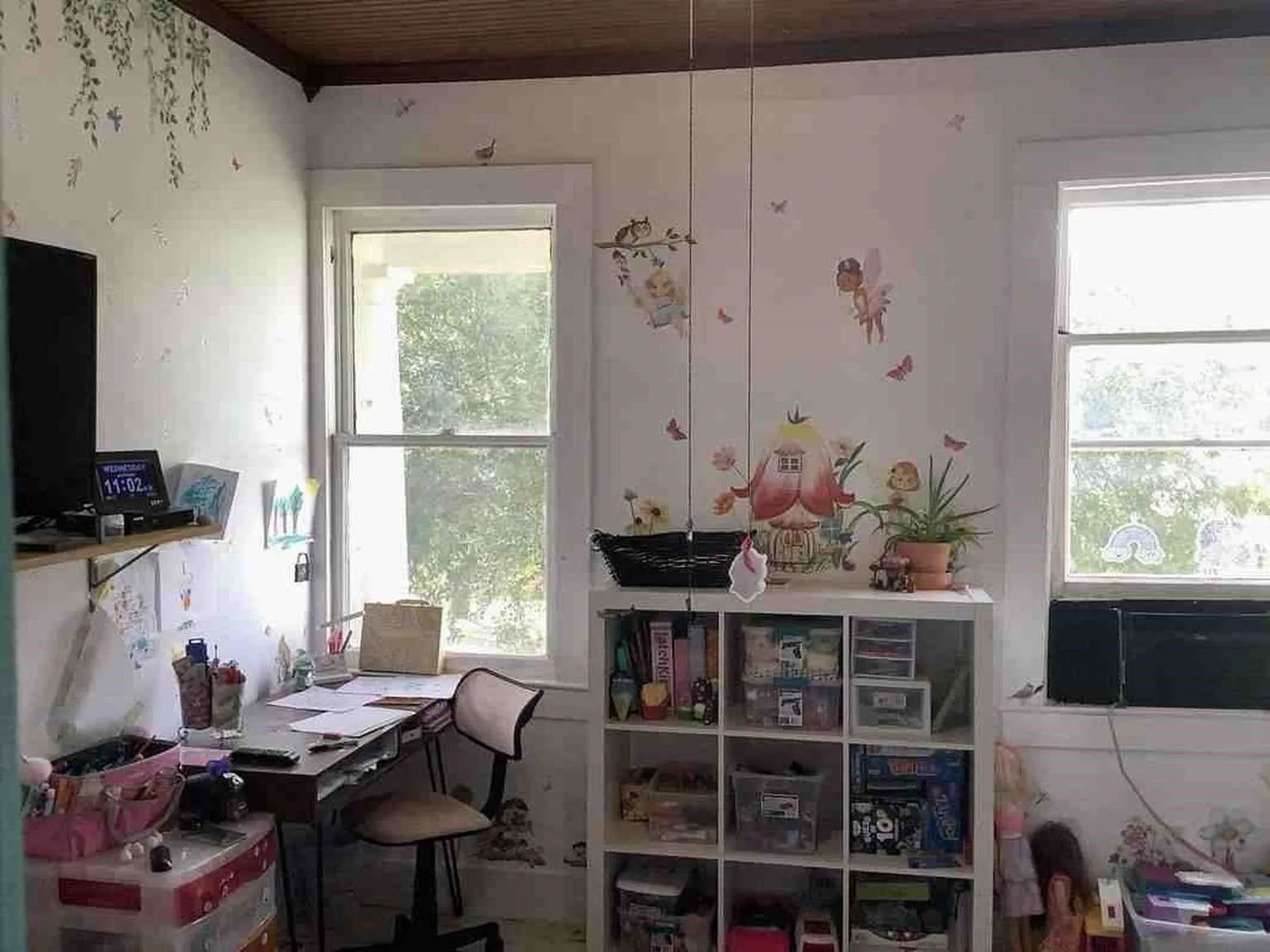 Single Family Residence For Sale in Robertson County , 408 S Railroad Avenue, Calvert, Texas 77837, 10 Bedroom, 6 Bathroom, Garage spaces, 5,196 Sqft, built in 1904, mls#21199060, Real Estate Agent in Calvert, Homes For Sale in Robertson county, Homes For Sale in Calvert, Realtor in Calvert Texas, Real Estate Brokerage Independent Realty Texas, Luminita Cordes Realtor