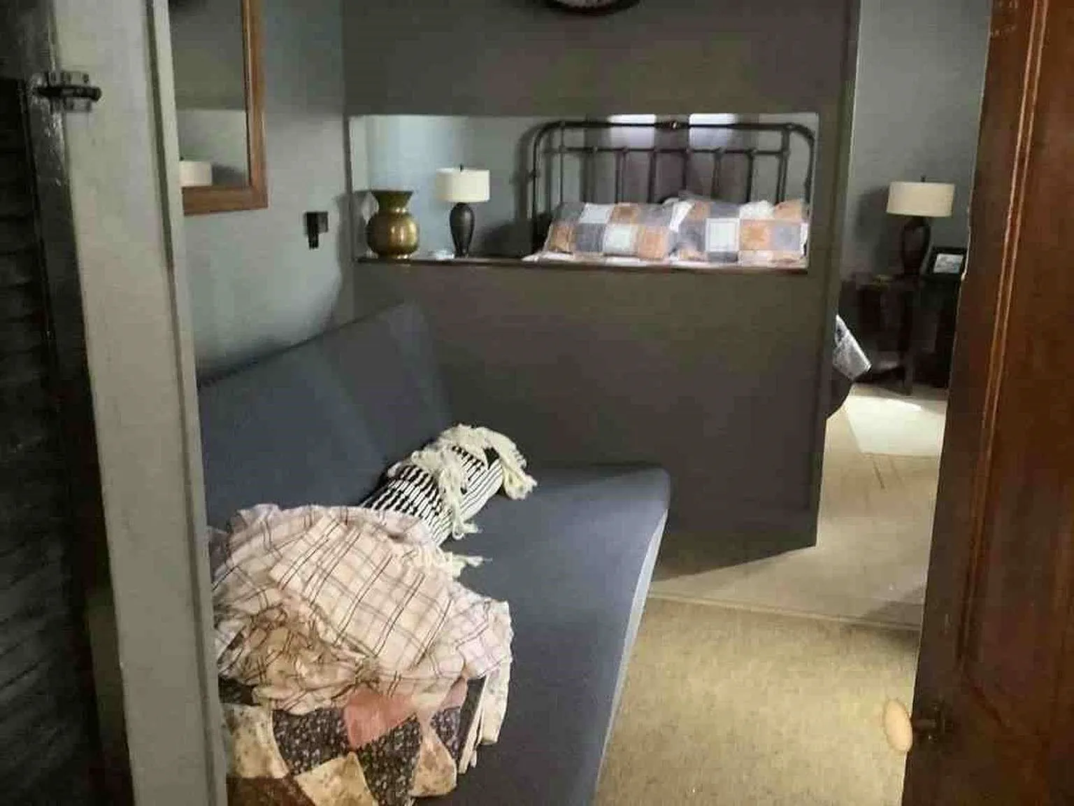 Single Family Residence For Sale in Robertson County , 408 S Railroad Avenue, Calvert, Texas 77837, 10 Bedroom, 6 Bathroom, Garage spaces, 5,196 Sqft, built in 1904, mls#21199060, Real Estate Agent in Calvert, Homes For Sale in Robertson county, Homes For Sale in Calvert, Realtor in Calvert Texas, Real Estate Brokerage Independent Realty Texas, Luminita Cordes Realtor