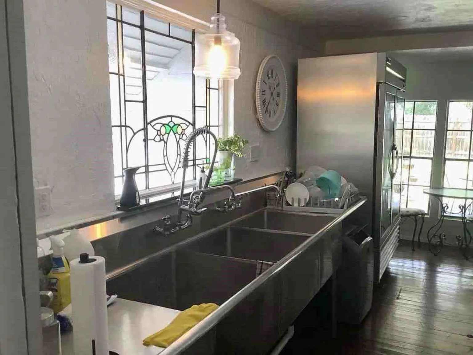 Single Family Residence For Sale in Robertson County , 408 S Railroad Avenue, Calvert, Texas 77837, 10 Bedroom, 6 Bathroom, Garage spaces, 5,196 Sqft, built in 1904, mls#21199060, Real Estate Agent in Calvert, Homes For Sale in Robertson county, Homes For Sale in Calvert, Realtor in Calvert Texas, Real Estate Brokerage Independent Realty Texas, Luminita Cordes Realtor