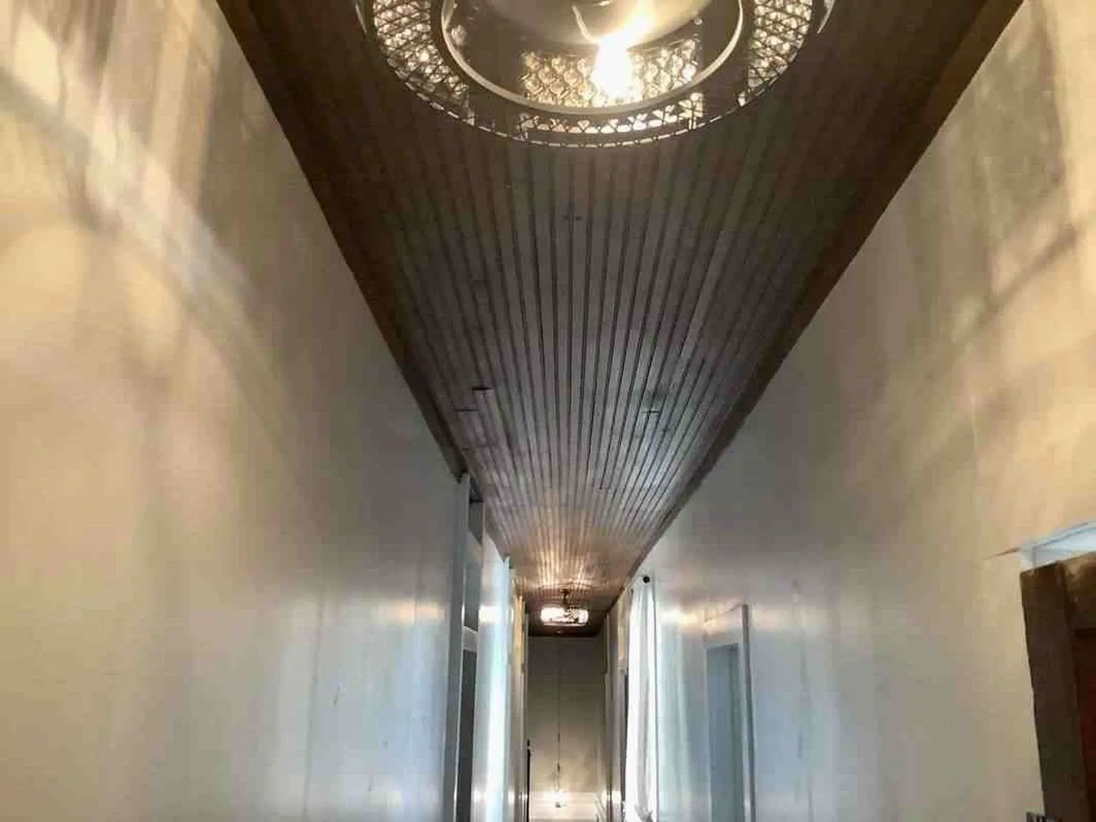 Single Family Residence For Sale in Robertson County , 408 S Railroad Avenue, Calvert, Texas 77837, 10 Bedroom, 6 Bathroom, Garage spaces, 5,196 Sqft, built in 1904, mls#21199060, Real Estate Agent in Calvert, Homes For Sale in Robertson county, Homes For Sale in Calvert, Realtor in Calvert Texas, Real Estate Brokerage Independent Realty Texas, Luminita Cordes Realtor