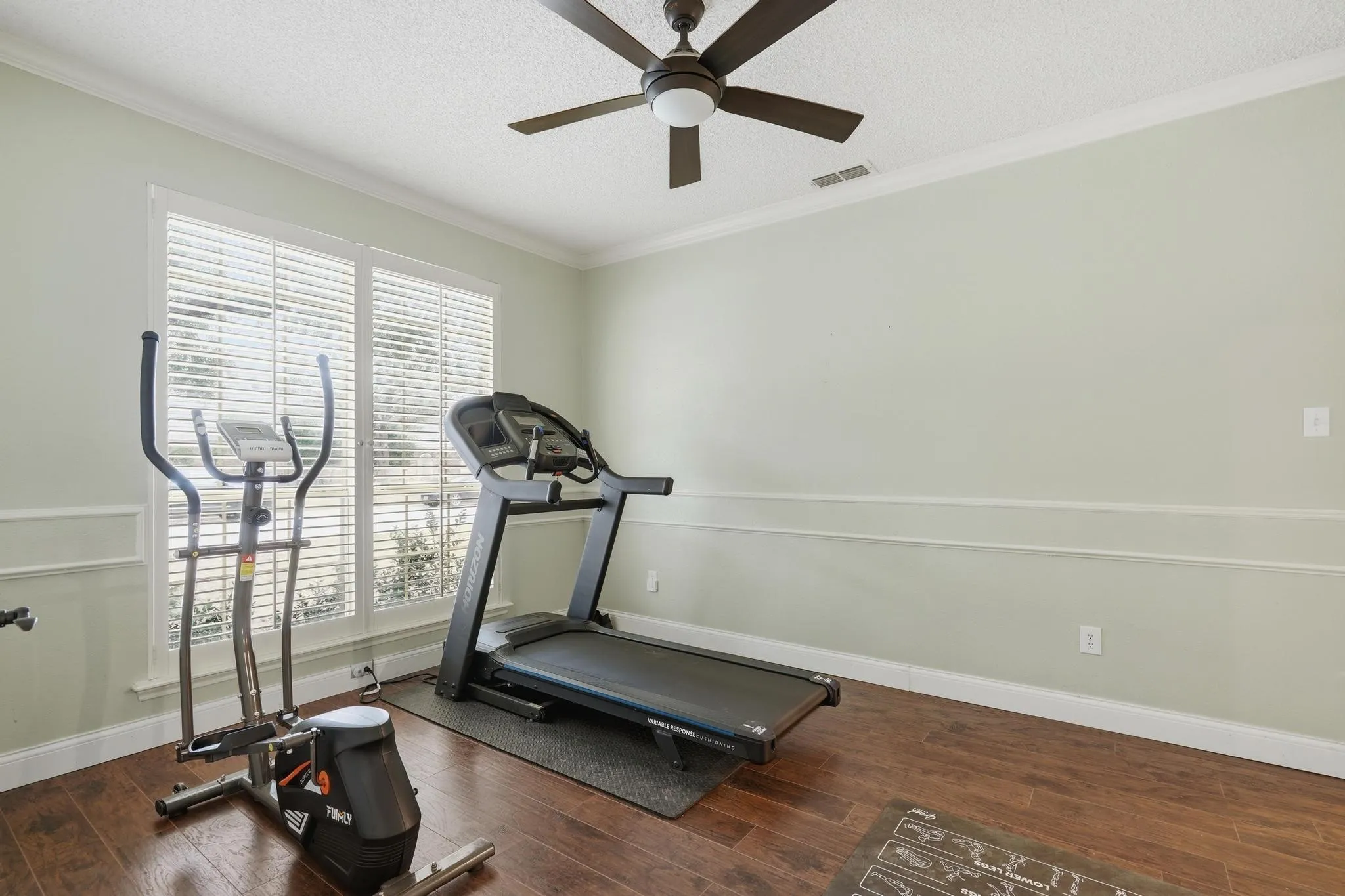 Single Family Residence For Sale in Taylor County , 17 Cherry Hills E, Abilene, Texas 79606, 4 Bedroom, 3 Bathroom, 2 Garage spaces, 2,638 Sqft, built in 1990, mls#21195575, Real Estate Agent in Abilene, Homes For Sale in Taylor county, Homes For Sale in Abilene, Realtor in Abilene Texas, Real Estate Brokerage Independent Realty Texas, Luminita Cordes Realtor