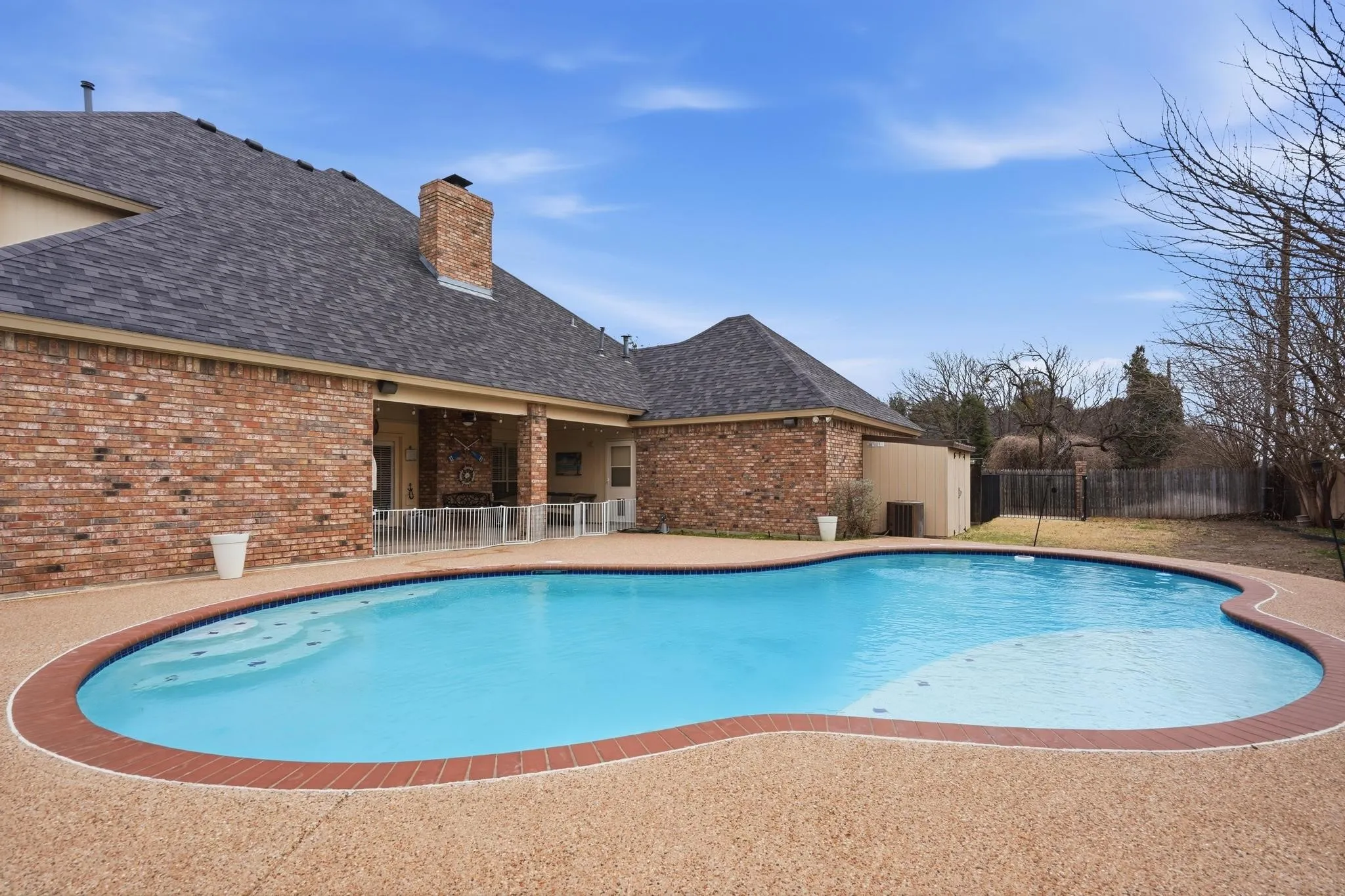 Single Family Residence For Sale in Taylor County , 17 Cherry Hills E, Abilene, Texas 79606, 4 Bedroom, 3 Bathroom, 2 Garage spaces, 2,638 Sqft, built in 1990, mls#21195575, Real Estate Agent in Abilene, Homes For Sale in Taylor county, Homes For Sale in Abilene, Realtor in Abilene Texas, Real Estate Brokerage Independent Realty Texas, Luminita Cordes Realtor