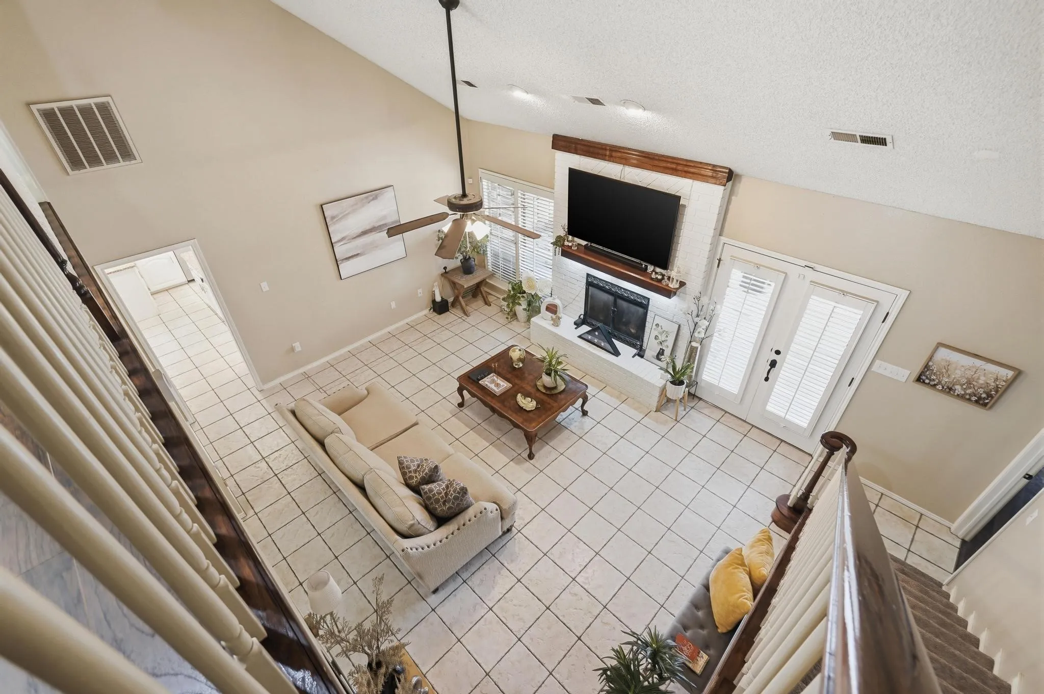 Single Family Residence For Sale in Taylor County , 17 Cherry Hills E, Abilene, Texas 79606, 4 Bedroom, 3 Bathroom, 2 Garage spaces, 2,638 Sqft, built in 1990, mls#21195575, Real Estate Agent in Abilene, Homes For Sale in Taylor county, Homes For Sale in Abilene, Realtor in Abilene Texas, Real Estate Brokerage Independent Realty Texas, Luminita Cordes Realtor