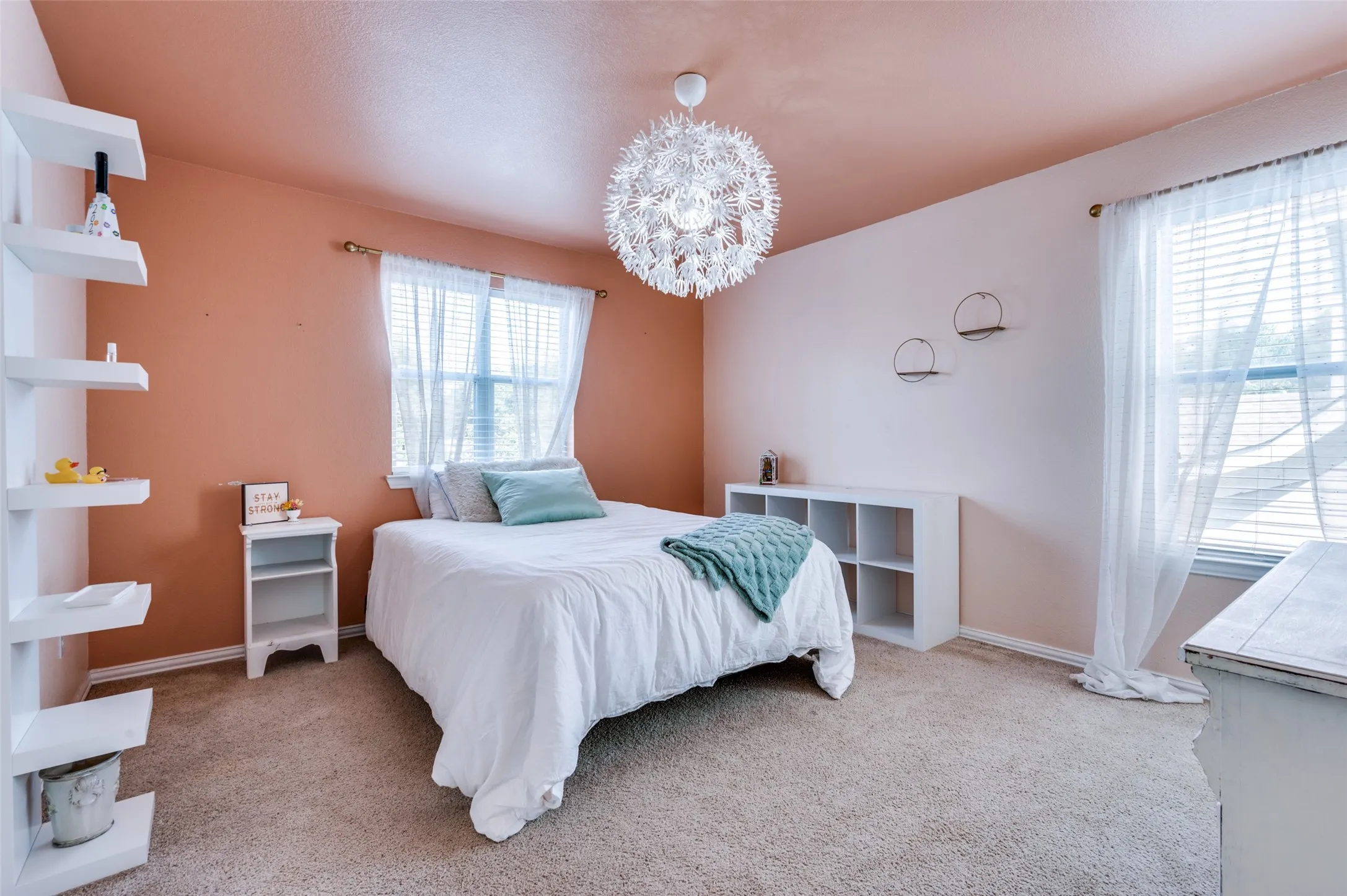 Single Family Residence For Sale in Denton County , 9812 Marthas Vineyard Circle, Providence Village, Texas 76227, 5 Bedrooms, 3 Bathrooms, 3 Garage spaces, 2,971 Sqft, built in 2005, Preowned, Price $384,900, mls#21199010, Real Estate Agent in Providence Village, Homes For Sale in Denton county, Homes For Sale in Providence Village, Realtor in Providence Village Texas, Real Estate Brokerage Independent Realty Texas, Luminita Cordes Realtor