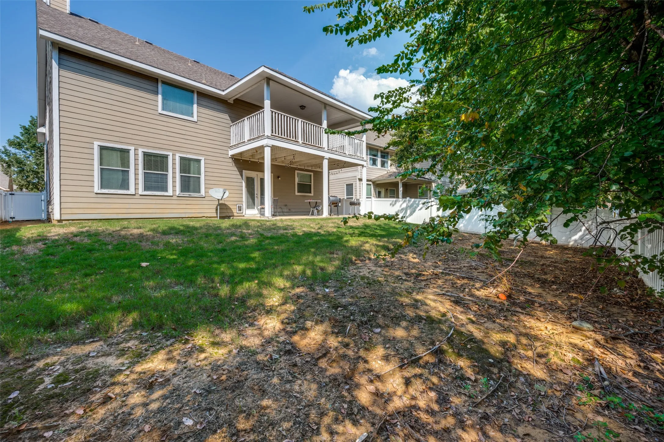 Bring your favorite toys or backyard dreams because there is plenty of room!