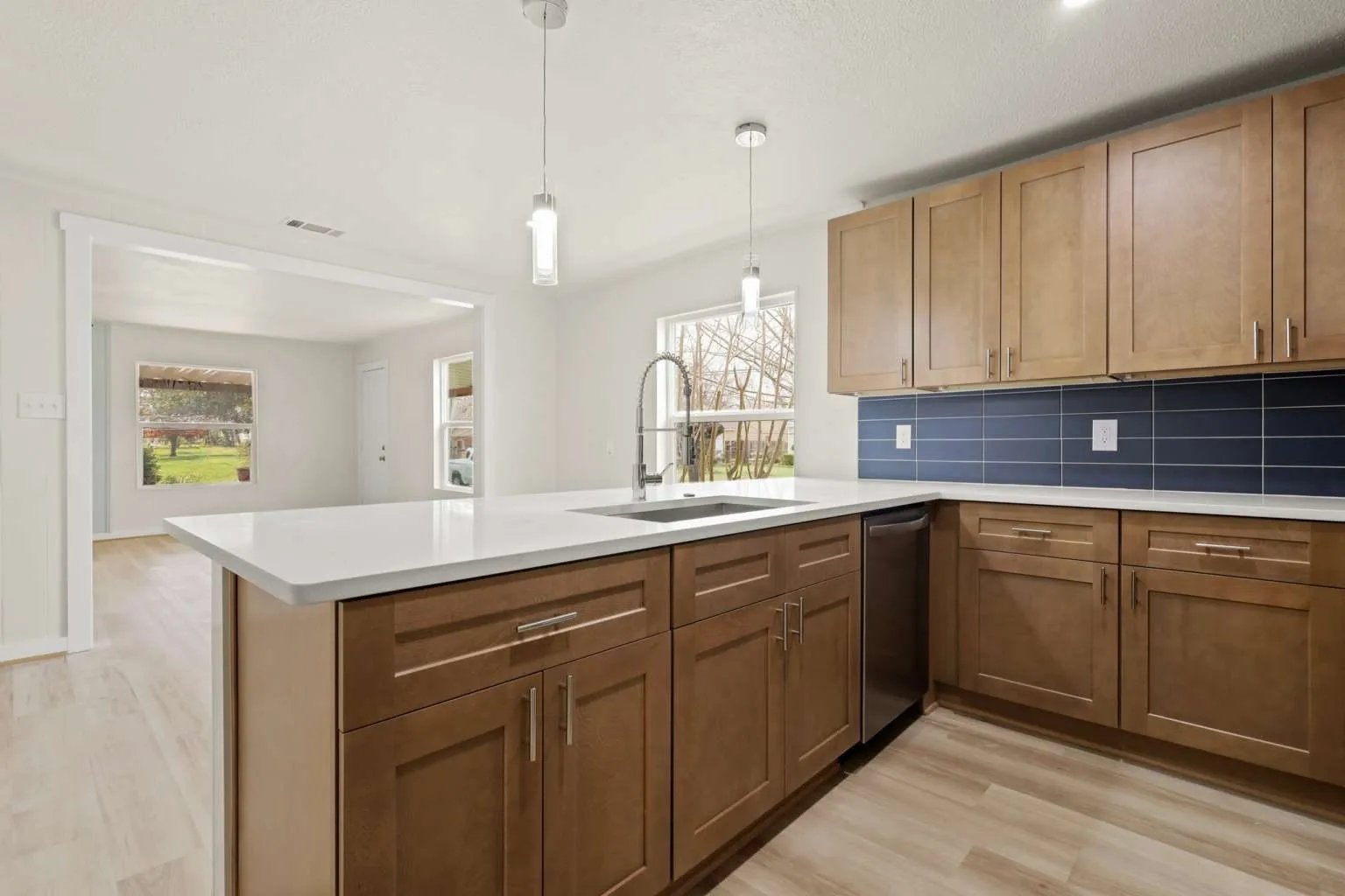 Single Family Residence For Sale in Tarrant County , 2340 Harris Lane, Haltom City, Texas 76117, 3 Bedroom, 2 Bathroom, 2 Garage spaces, 1,886 Sqft, built in 1947, mls#21199085, Real Estate Agent in Haltom City, Homes For Sale in Tarrant county, Homes For Sale in Haltom City, Realtor in Haltom City Texas, Real Estate Brokerage Independent Realty Texas, Luminita Cordes Realtor