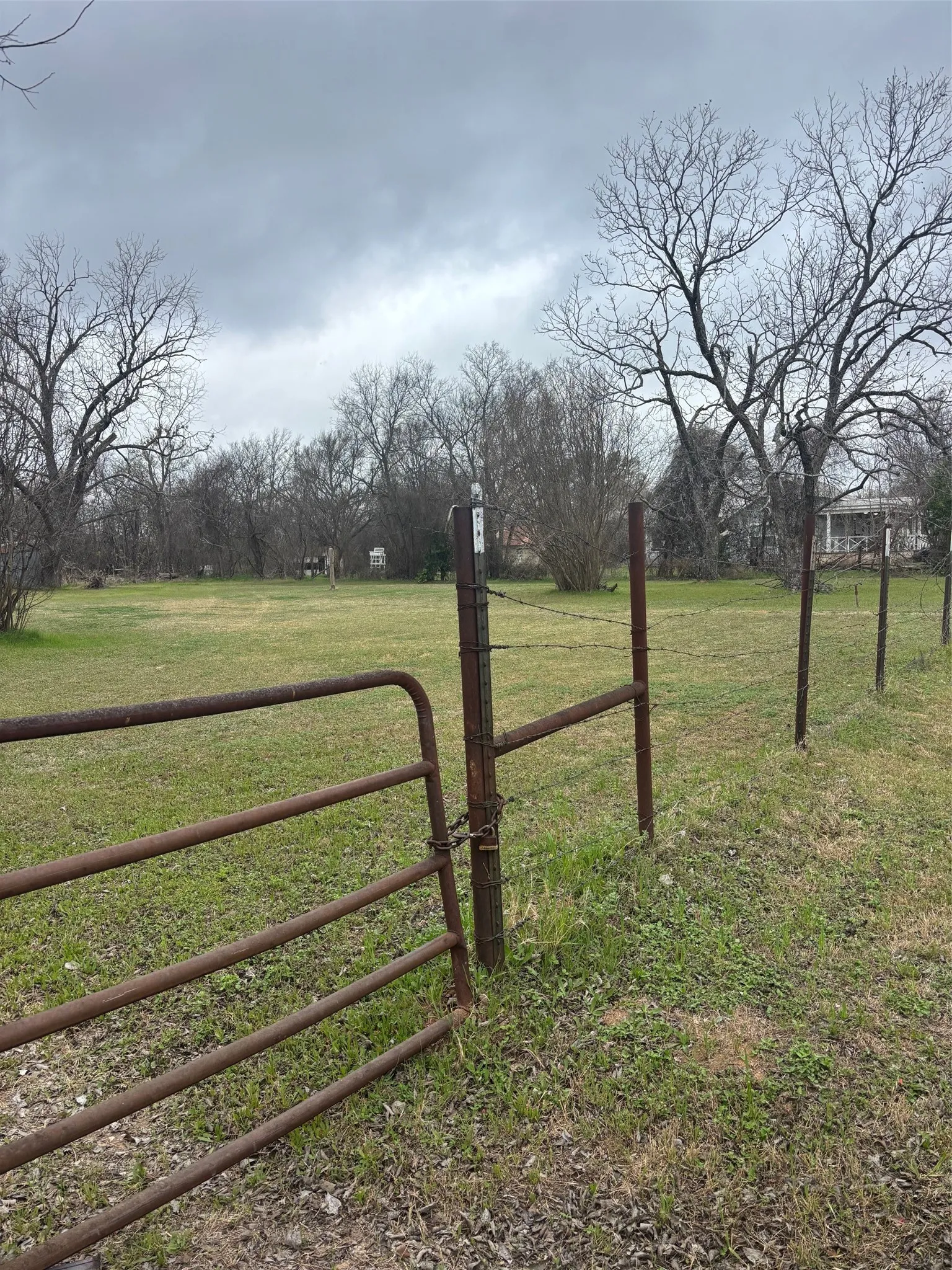Improved Land For Sale in Mc Lennan County , 4111 S 3rd Street, Waco, Texas 76706, 0, 0, Garage spaces, 0 Sqft, built in 0, Price $200,000, mls#21199069, Real Estate Agent in Waco, Homes For Sale in Mc Lennan county, Homes For Sale in Waco, Realtor in Waco Texas, Real Estate Brokerage Independent Realty Texas, Luminita Cordes Realtor
