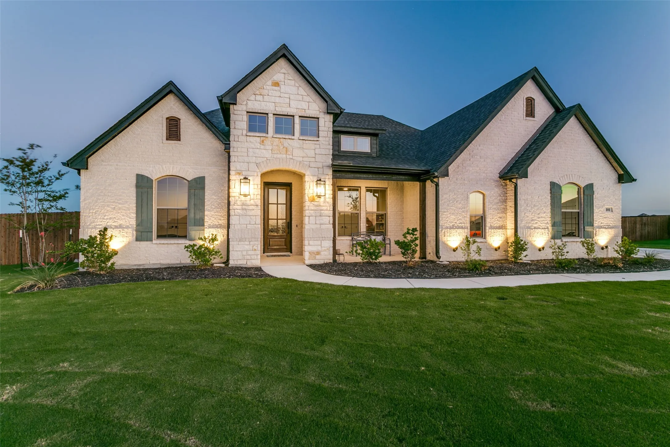 Single Family Residence For Sale in Johnson County , 101 Grey Wolf Court, Godley, Texas 76044, 3 Bedroom, 2 Bathroom, 3 Garage spaces, 2,445 Sqft, built in 2024, mls#21198500, Real Estate Agent in Godley, Homes For Sale in Johnson county, Homes For Sale in Godley, Realtor in Godley Texas, Real Estate Brokerage Independent Realty Texas, Luminita Cordes Realtor