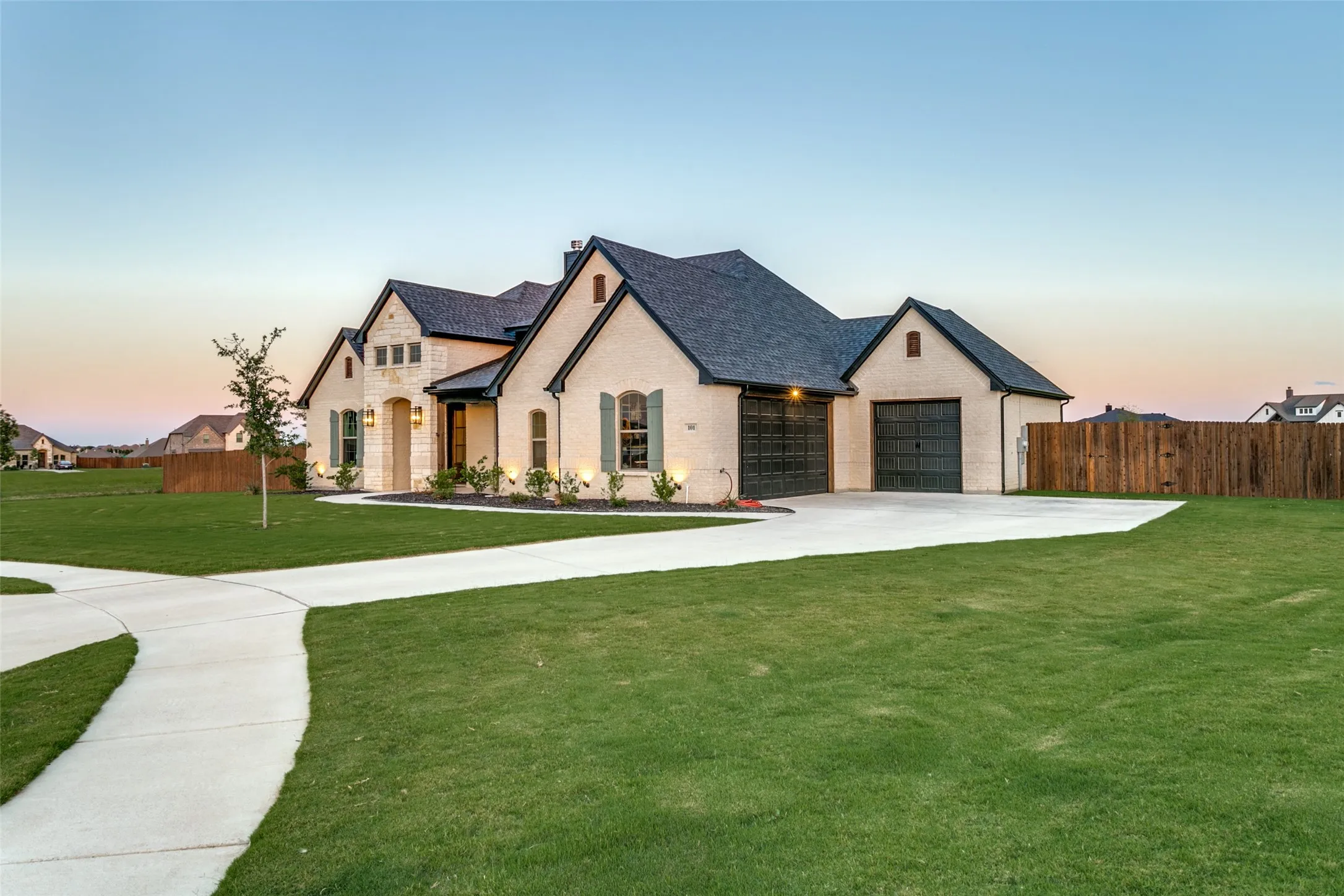 Single Family Residence For Sale in Johnson County , 101 Grey Wolf Court, Godley, Texas 76044, 3 Bedroom, 2 Bathroom, 3 Garage spaces, 2,445 Sqft, built in 2024, mls#21198500, Real Estate Agent in Godley, Homes For Sale in Johnson county, Homes For Sale in Godley, Realtor in Godley Texas, Real Estate Brokerage Independent Realty Texas, Luminita Cordes Realtor