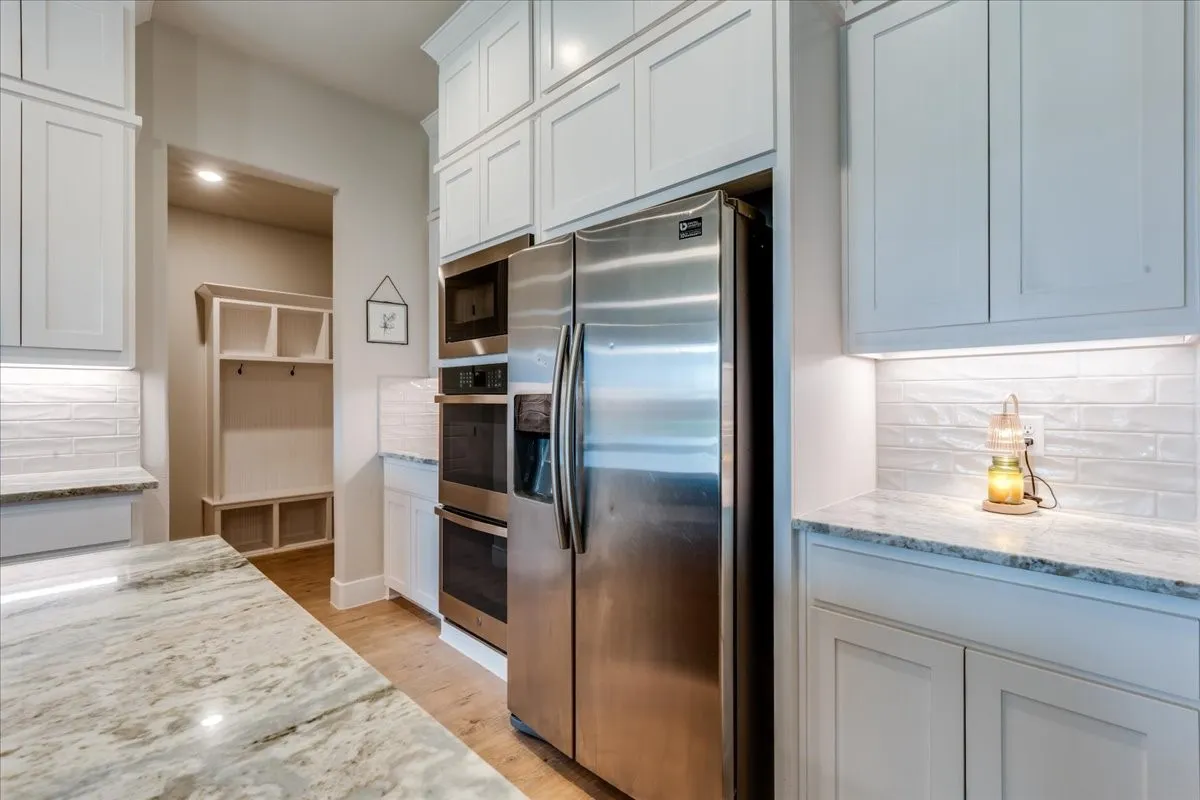 Single Family Residence For Sale in Johnson County , 101 Grey Wolf Court, Godley, Texas 76044, 3 Bedroom, 2 Bathroom, 3 Garage spaces, 2,445 Sqft, built in 2024, mls#21198500, Real Estate Agent in Godley, Homes For Sale in Johnson county, Homes For Sale in Godley, Realtor in Godley Texas, Real Estate Brokerage Independent Realty Texas, Luminita Cordes Realtor