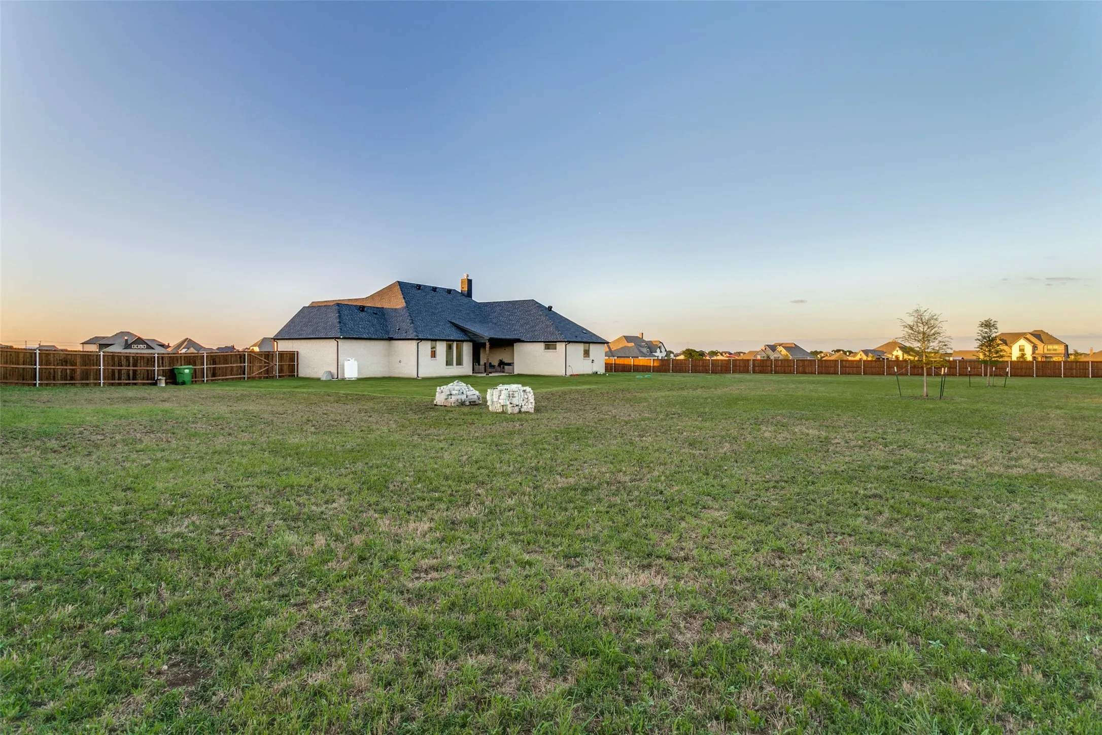 Single Family Residence For Sale in Johnson County , 101 Grey Wolf Court, Godley, Texas 76044, 3 Bedroom, 2 Bathroom, 3 Garage spaces, 2,445 Sqft, built in 2024, mls#21198500, Real Estate Agent in Godley, Homes For Sale in Johnson county, Homes For Sale in Godley, Realtor in Godley Texas, Real Estate Brokerage Independent Realty Texas, Luminita Cordes Realtor