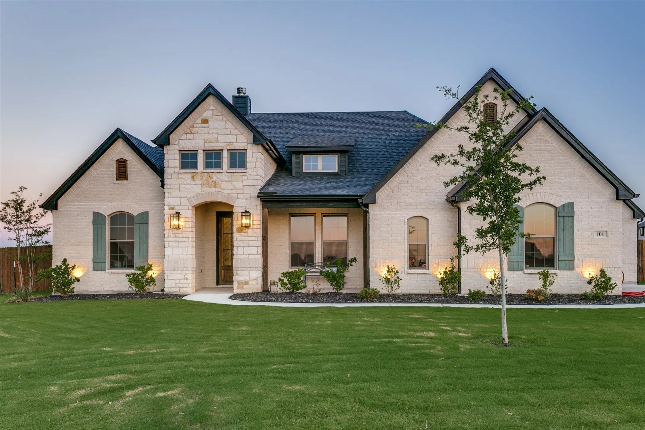 Single Family Residence For Sale in Johnson County , 101 Grey Wolf Court, Godley, Texas 76044, 3 Bedroom, 2 Bathroom, 3 Garage spaces, 2,445 Sqft, built in 2024, mls#21198500, Real Estate Agent in Godley, Homes For Sale in Johnson county, Homes For Sale in Godley, Realtor in Godley Texas, Real Estate Brokerage Independent Realty Texas, Luminita Cordes Realtor