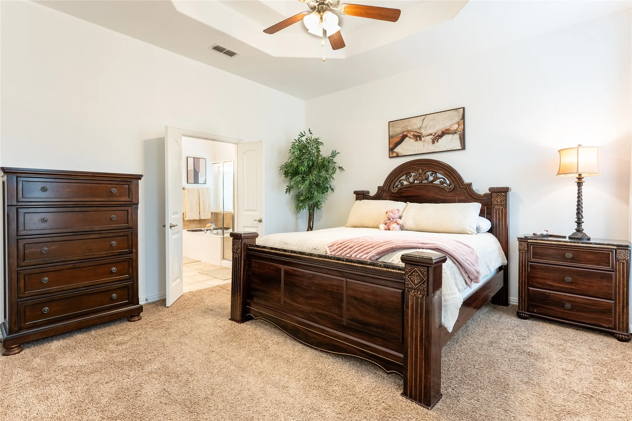 Single Family Residence For Sale in Parker County , 217 Mineral Point Drive, Aledo, Texas 76008, 4 Bedroom, 4 Bathroom, 2 Garage spaces, 2,818 Sqft, built in 2016, Preowned, mls#21199192, Real Estate Agent in Aledo, Homes For Sale in Parker county, Homes For Sale in Aledo, Realtor in Aledo Texas, Real Estate Brokerage Independent Realty Texas, Luminita Cordes Realtor