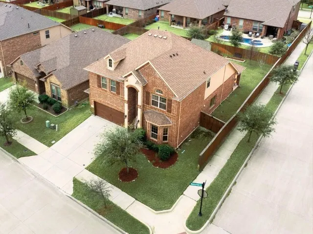 Single Family Residence For Sale in Parker County , 217 Mineral Point Drive, Aledo, Texas 76008, 4 Bedroom, 4 Bathroom, 2 Garage spaces, 2,818 Sqft, built in 2016, Preowned, mls#21199192, Real Estate Agent in Aledo, Homes For Sale in Parker county, Homes For Sale in Aledo, Realtor in Aledo Texas, Real Estate Brokerage Independent Realty Texas, Luminita Cordes Realtor