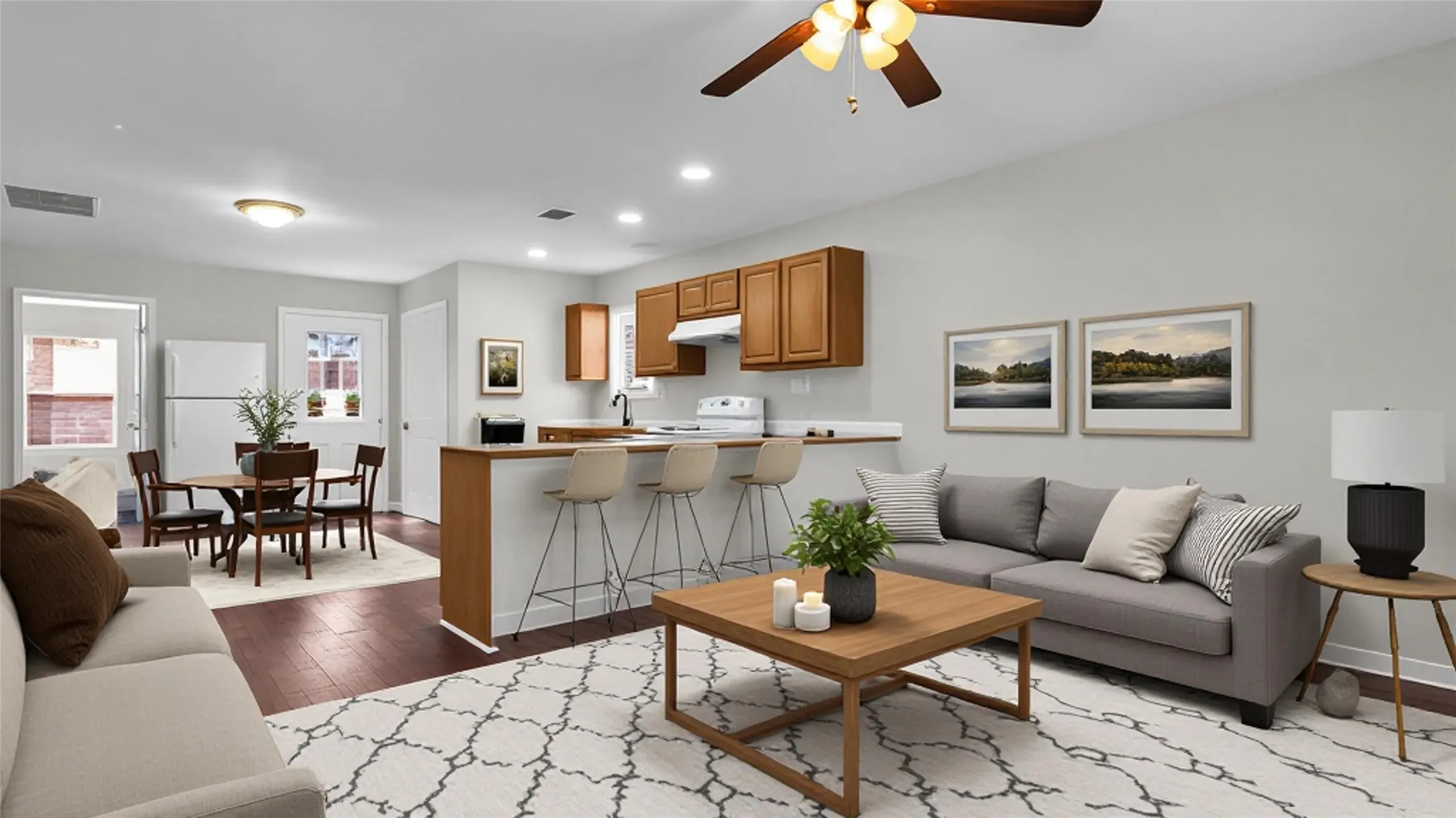 Single Family Residence For Rent in Grayson County , 1602 W Elm Street, Denison, Texas 75020, 3 Bedroom, 2 Bathroom, Garage spaces, 1,141 Sqft, built in 2003, Preowned, mls#21198907, Real Estate Agent in Denison, Homes For Rent in Grayson county, Homes For Rent in Denison, Realtor in Denison Texas, Real Estate Brokerage Independent Realty Texas, Luminita Cordes Realtor