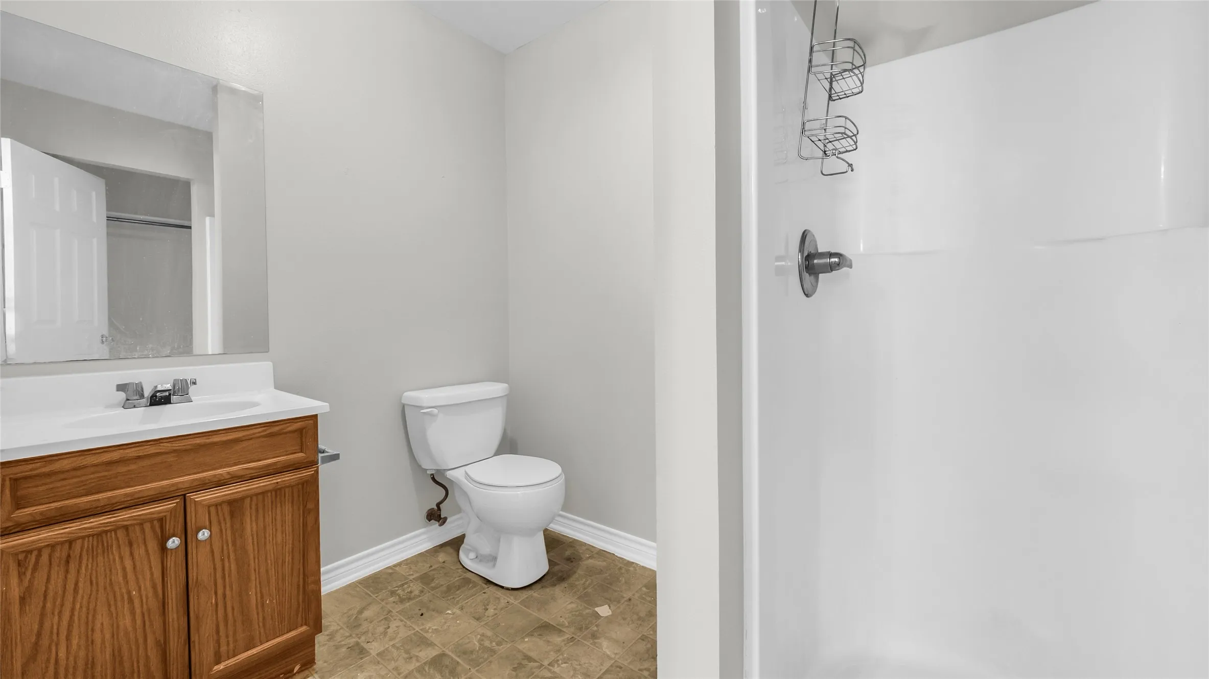 Single Family Residence For Rent in Grayson County , 1602 W Elm Street, Denison, Texas 75020, 3 Bedroom, 2 Bathroom, Garage spaces, 1,141 Sqft, built in 2003, Preowned, mls#21198907, Real Estate Agent in Denison, Homes For Rent in Grayson county, Homes For Rent in Denison, Realtor in Denison Texas, Real Estate Brokerage Independent Realty Texas, Luminita Cordes Realtor