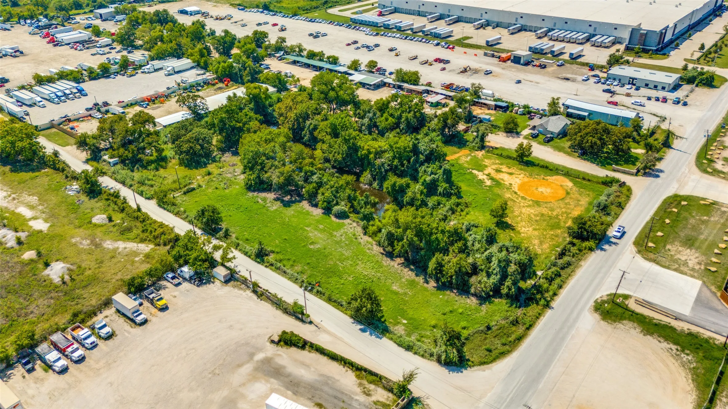 Unimproved Land For Sale in Dallas County , 500 W Oakdale Road, Grand Prairie, Texas 75050, 0, 0, Garage spaces, 0 Sqft, built in 0, Unknown, mls#21199354, Real Estate Agent in Grand Prairie, Homes For Sale in Dallas county, Homes For Sale in Grand Prairie, Realtor in Grand Prairie Texas, Real Estate Brokerage Independent Realty Texas, Luminita Cordes Realtor