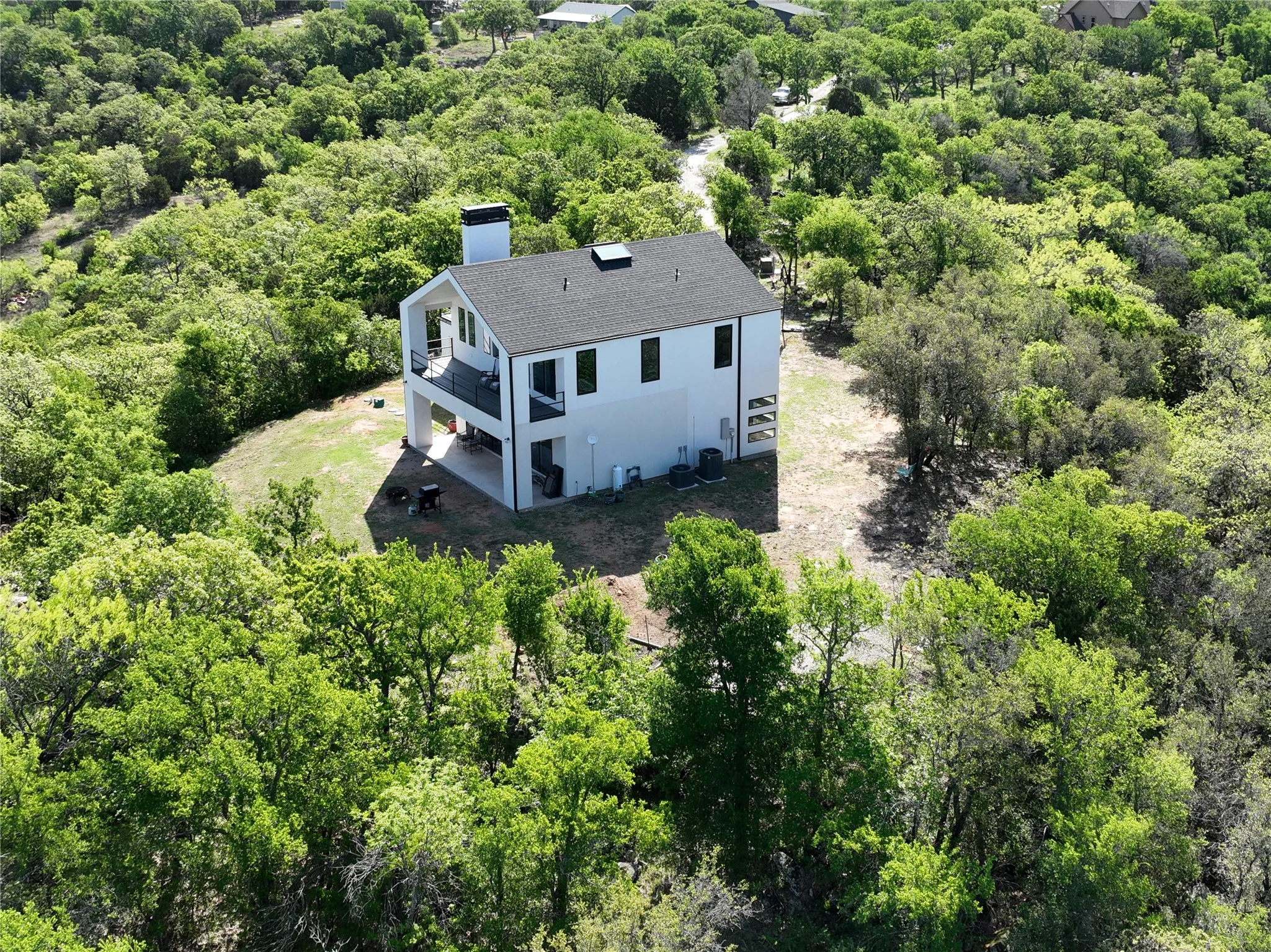 Single Family Residence For Sale in Palo Pinto County , 215 Lori Drive, Mineral Wells, Texas 76067, 3 Bedroom, 3 Bathroom, Garage spaces, 2,144 Sqft, built in 2022, mls#21197825, Real Estate Agent in Mineral Wells, Homes For Sale in Palo Pinto county, Homes For Sale in Mineral Wells, Realtor in Mineral Wells Texas, Real Estate Brokerage Independent Realty Texas, Luminita Cordes Realtor