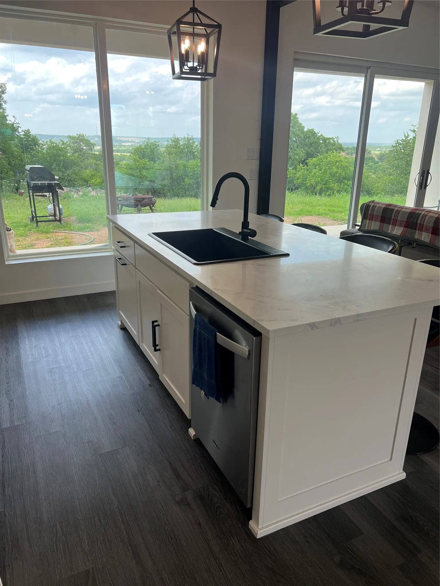 Single Family Residence For Sale in Palo Pinto County , 215 Lori Drive, Mineral Wells, Texas 76067, 3 Bedroom, 3 Bathroom, Garage spaces, 2,144 Sqft, built in 2022, mls#21197825, Real Estate Agent in Mineral Wells, Homes For Sale in Palo Pinto county, Homes For Sale in Mineral Wells, Realtor in Mineral Wells Texas, Real Estate Brokerage Independent Realty Texas, Luminita Cordes Realtor