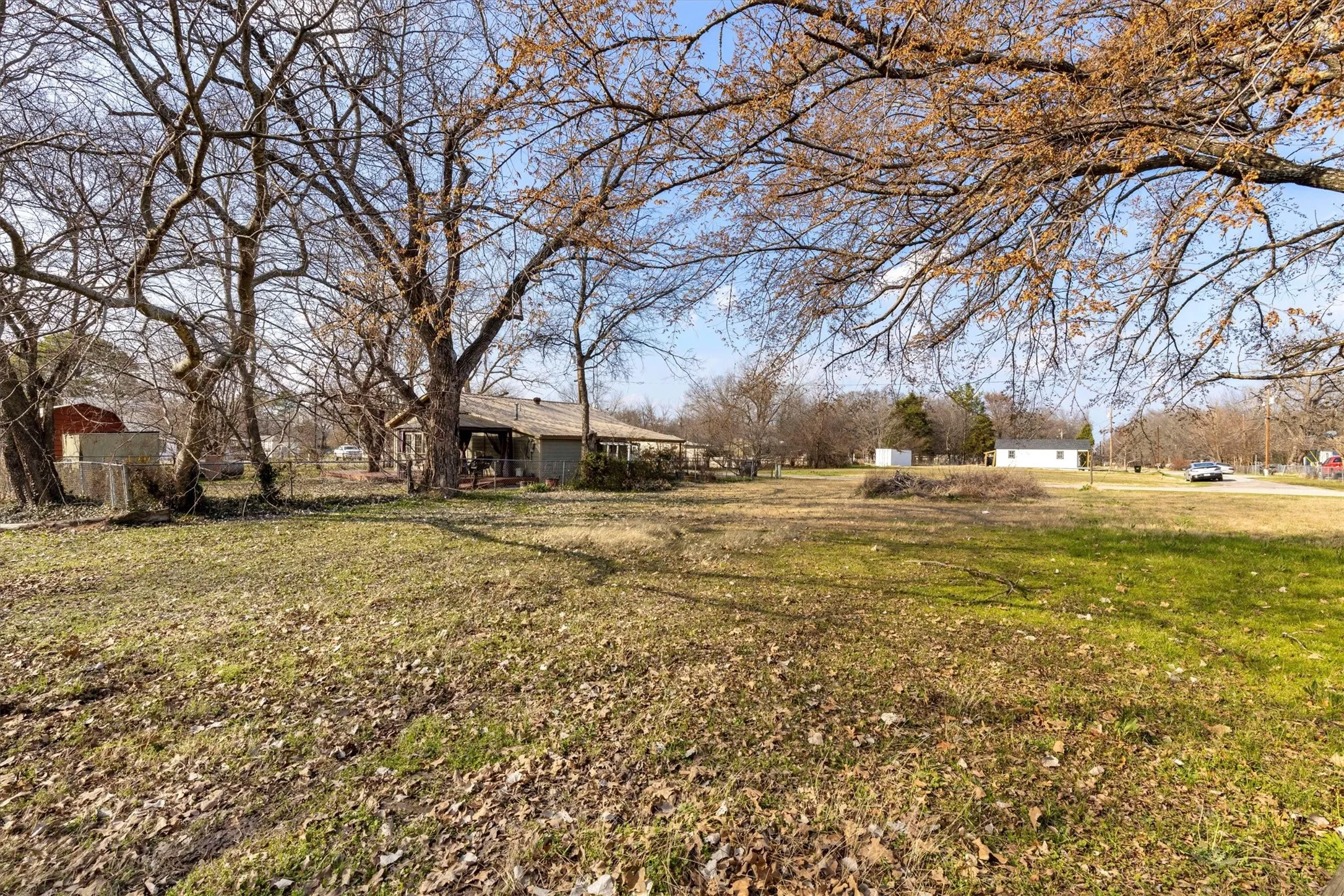 Improved Land For Sale in Hunt County , tbd Payne Street, Quinlan, Texas 75474, 0, 0, Garage spaces, 0 Sqft, built in 0, mls#21199424, Real Estate Agent in Quinlan, Homes For Sale in Hunt county, Homes For Sale in Quinlan, Realtor in Quinlan Texas, Real Estate Brokerage Independent Realty Texas, Luminita Cordes Realtor