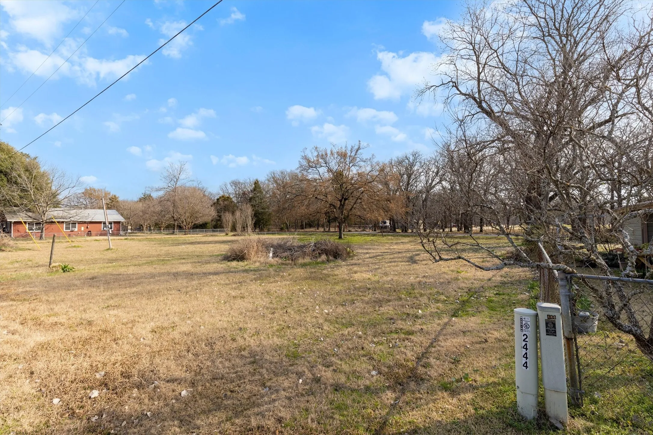 Improved Land For Sale in Hunt County , tbd Payne Street, Quinlan, Texas 75474, 0, 0, Garage spaces, 0 Sqft, built in 0, mls#21199424, Real Estate Agent in Quinlan, Homes For Sale in Hunt county, Homes For Sale in Quinlan, Realtor in Quinlan Texas, Real Estate Brokerage Independent Realty Texas, Luminita Cordes Realtor