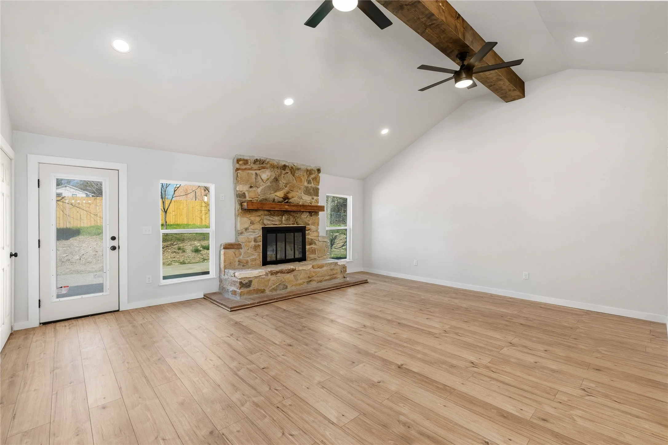 Single Family Residence For Sale in Comanche County , 603 N Pearl Street, Comanche, Texas 76442, 4 Bedroom, 3 Bathroom, Garage spaces, 2,099 Sqft, built in 1955, mls#21197833, Real Estate Agent in Comanche, Homes For Sale in Comanche county, Homes For Sale in Comanche, Realtor in Comanche Texas, Real Estate Brokerage Independent Realty Texas, Luminita Cordes Realtor
