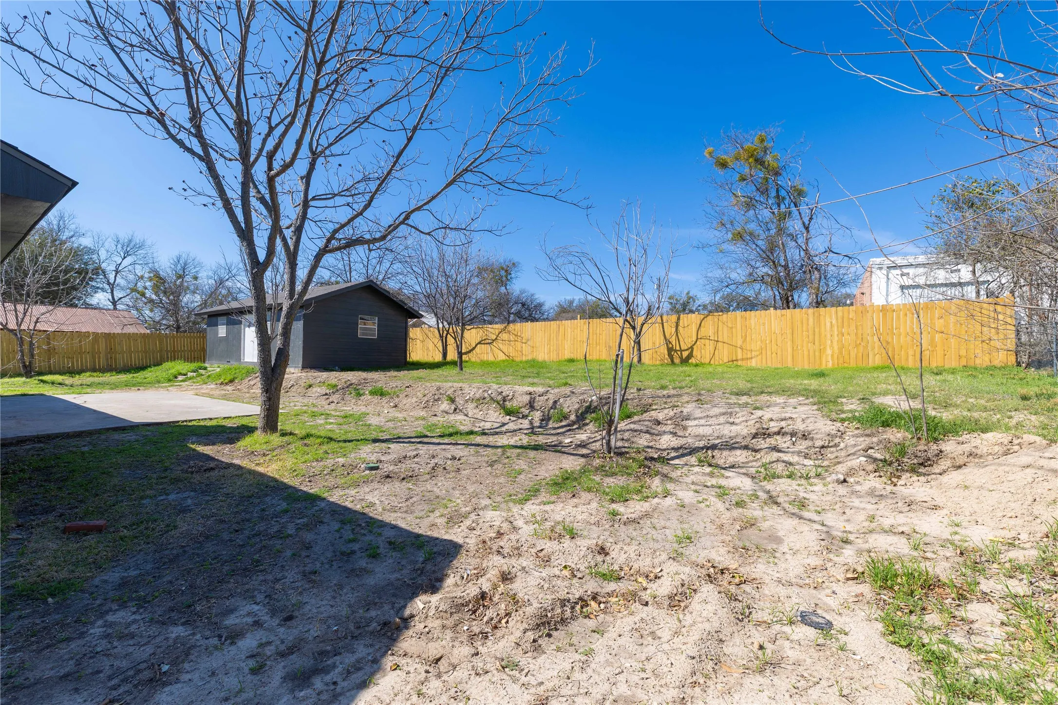 Single Family Residence For Sale in Comanche County , 603 N Pearl Street, Comanche, Texas 76442, 4 Bedroom, 3 Bathroom, Garage spaces, 2,099 Sqft, built in 1955, mls#21197833, Real Estate Agent in Comanche, Homes For Sale in Comanche county, Homes For Sale in Comanche, Realtor in Comanche Texas, Real Estate Brokerage Independent Realty Texas, Luminita Cordes Realtor