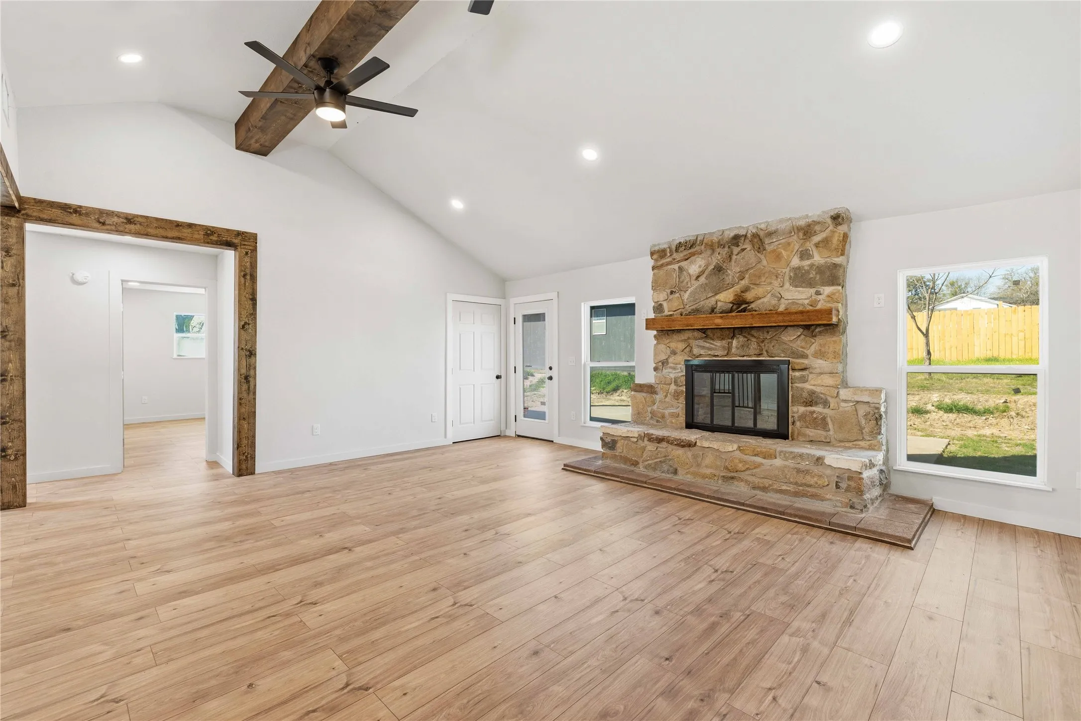 Single Family Residence For Sale in Comanche County , 603 N Pearl Street, Comanche, Texas 76442, 4 Bedroom, 3 Bathroom, Garage spaces, 2,099 Sqft, built in 1955, mls#21197833, Real Estate Agent in Comanche, Homes For Sale in Comanche county, Homes For Sale in Comanche, Realtor in Comanche Texas, Real Estate Brokerage Independent Realty Texas, Luminita Cordes Realtor