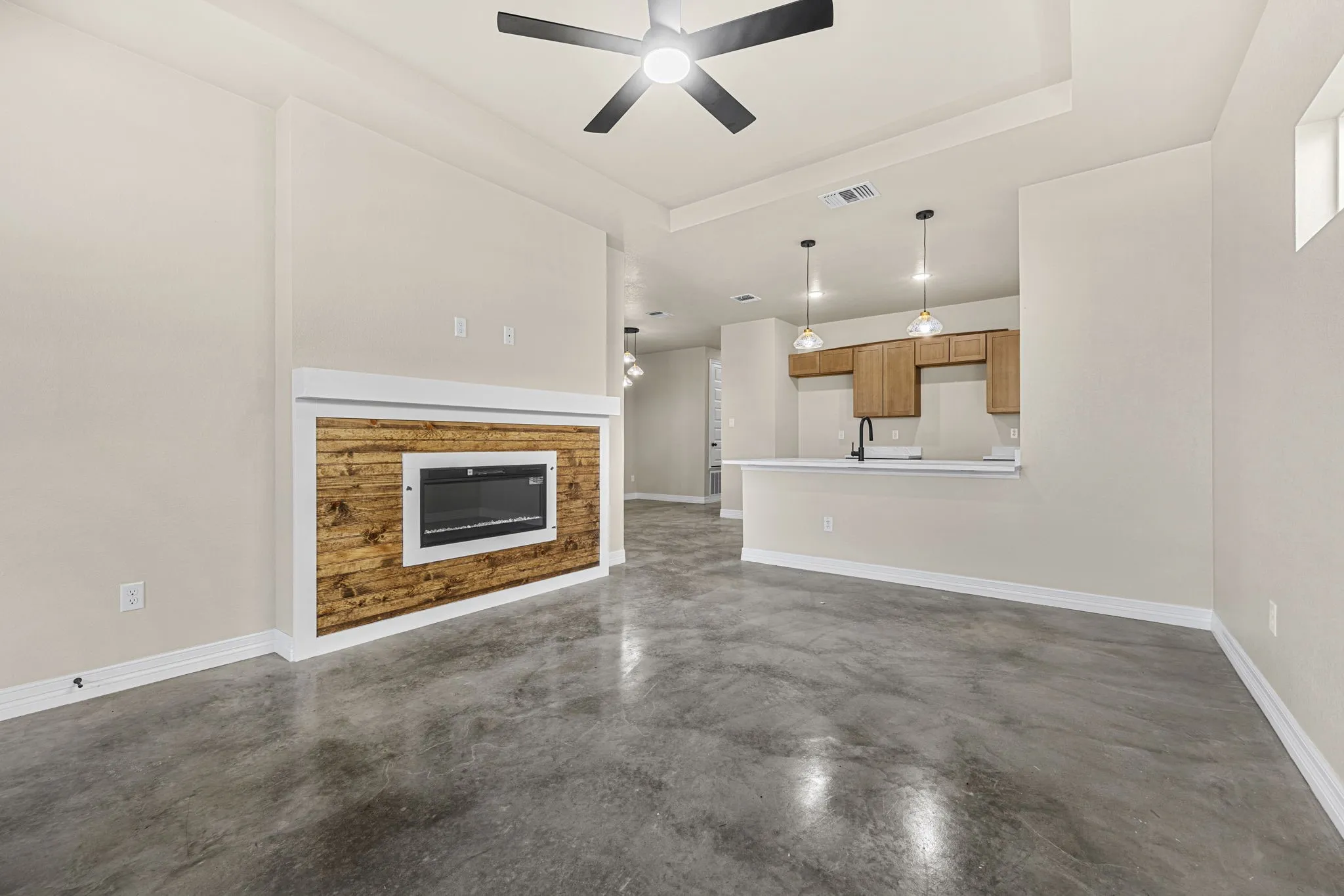 Townhouse For Sale in Bell County , 1315 Lone Pine Way, Killeen, Texas 76543, 3 Bedroom, 2 Bathroom, 1 Garage spaces, 1,325 Sqft, built in 2026, New Construction - Incomplete, mls#21197674, Real Estate Agent in Killeen, Homes For Sale in Bell county, Homes For Sale in Killeen, Realtor in Killeen Texas, Real Estate Brokerage Independent Realty Texas, Luminita Cordes Realtor